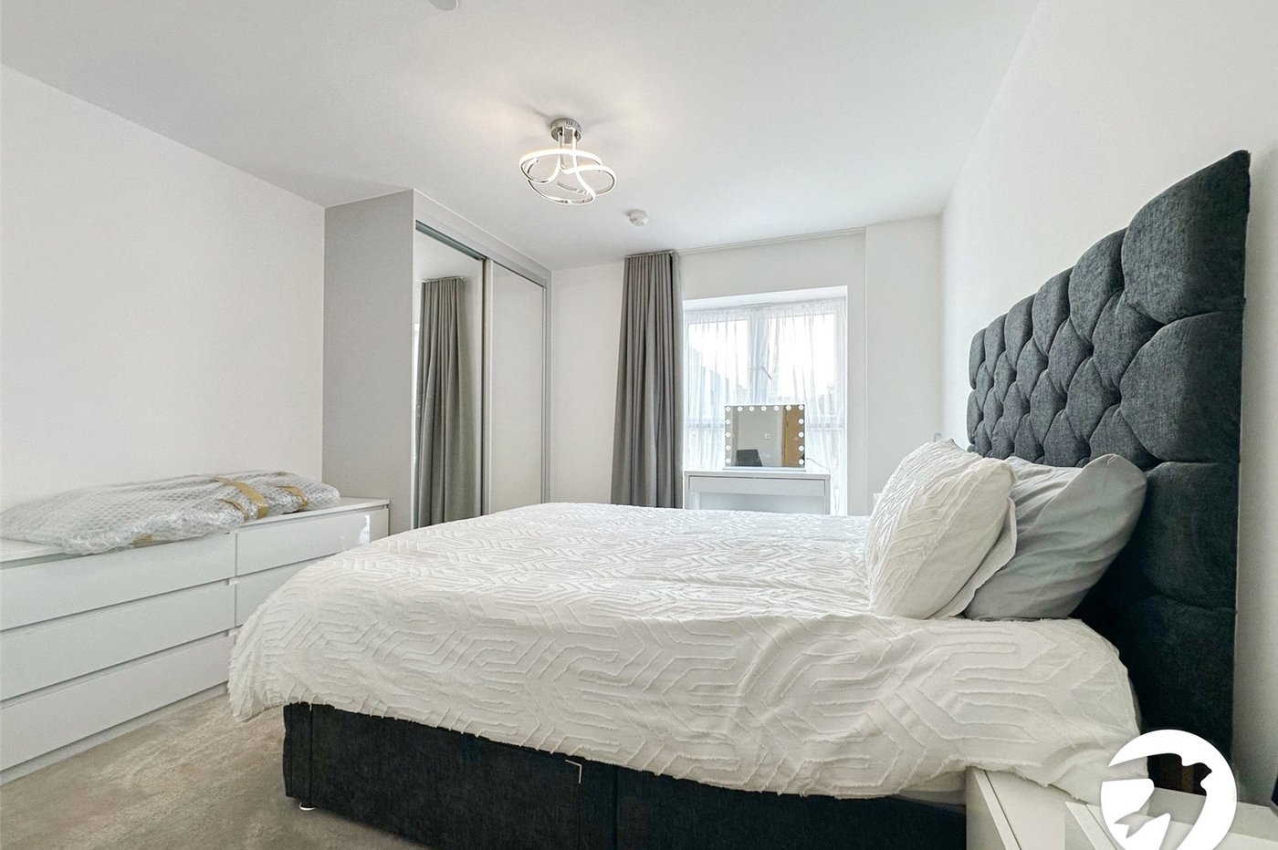 2 bedroom property for sale in Rochester | Robinson Michael & Jackson