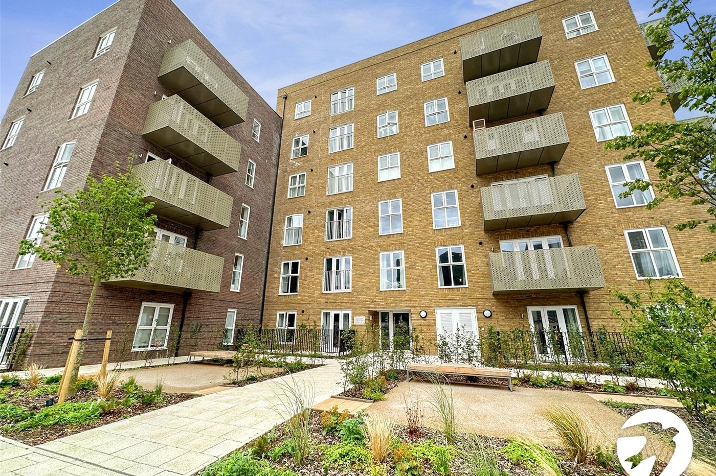 2 bedroom property for sale in Rochester | Robinson Michael & Jackson