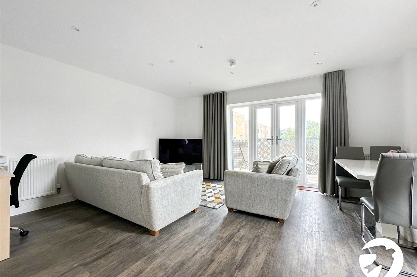 2 bedroom property for sale in Rochester | Robinson Michael & Jackson