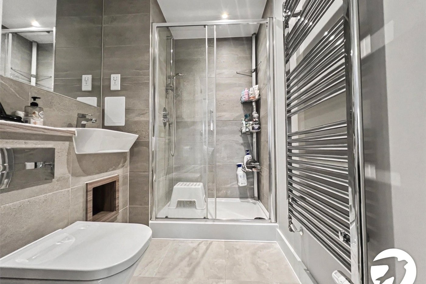 2 bedroom property for sale in Rochester | Robinson Michael & Jackson