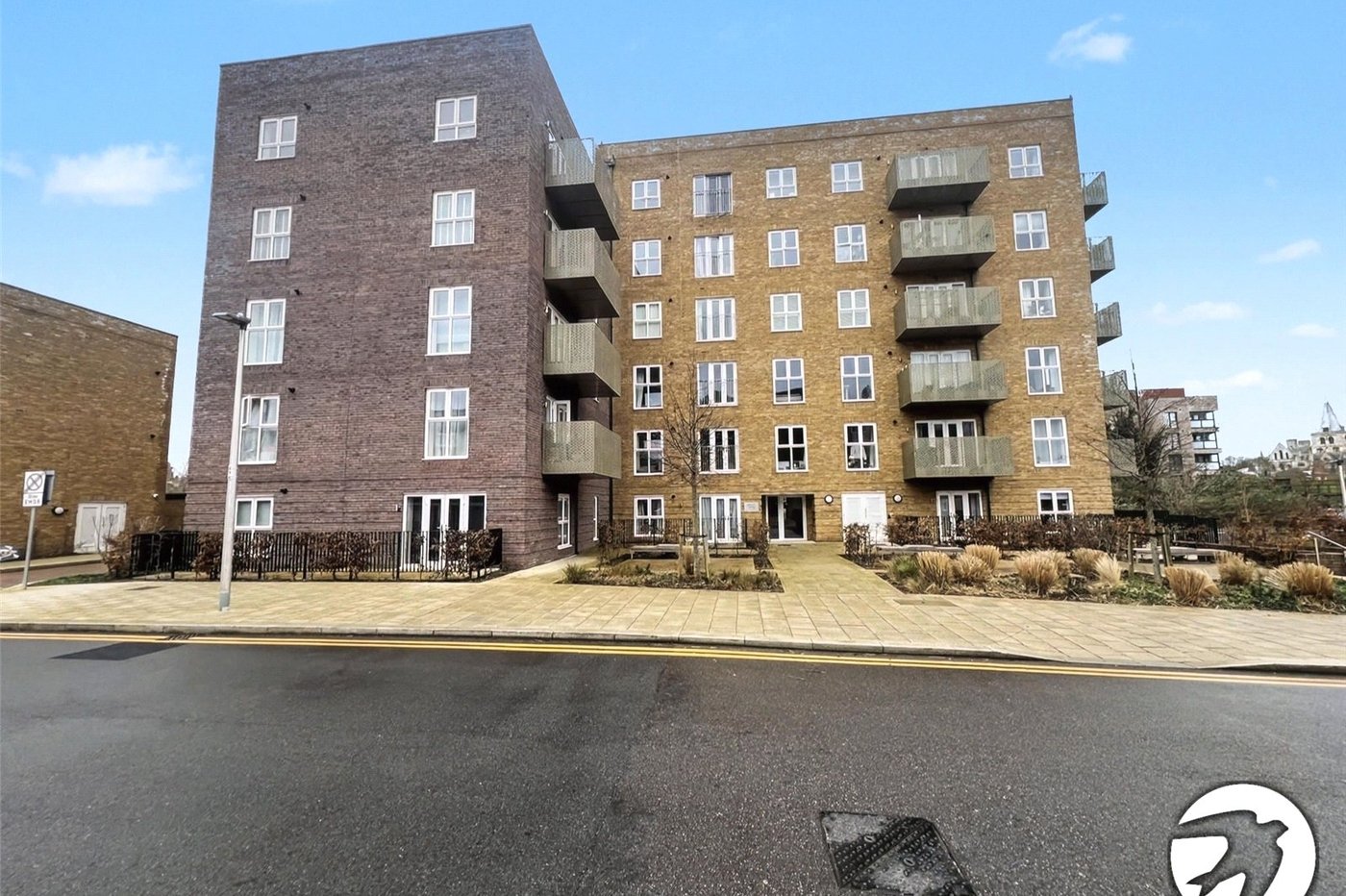 2 bedroom property for sale in Rochester | Robinson Michael & Jackson