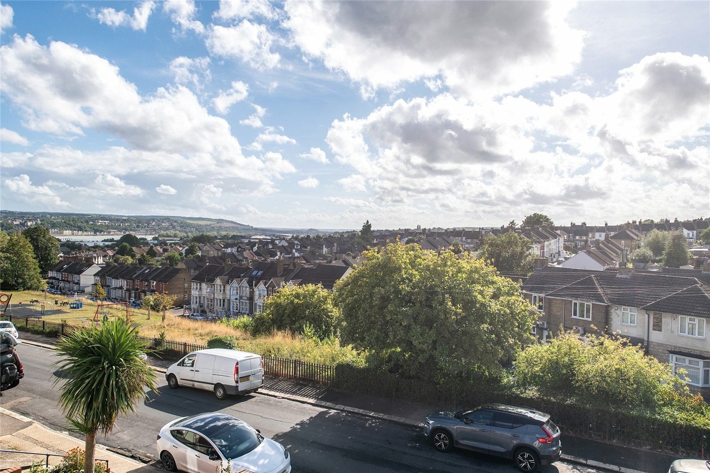 4 bedroom house for sale in Rochester | Robinson Michael & Jackson