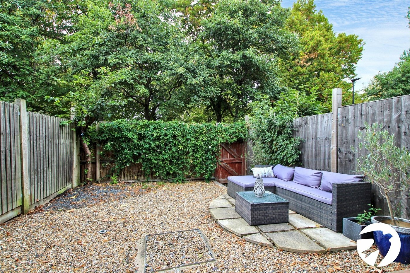 2 bedroom house for sale in Thamesmead | Robinson Jackson