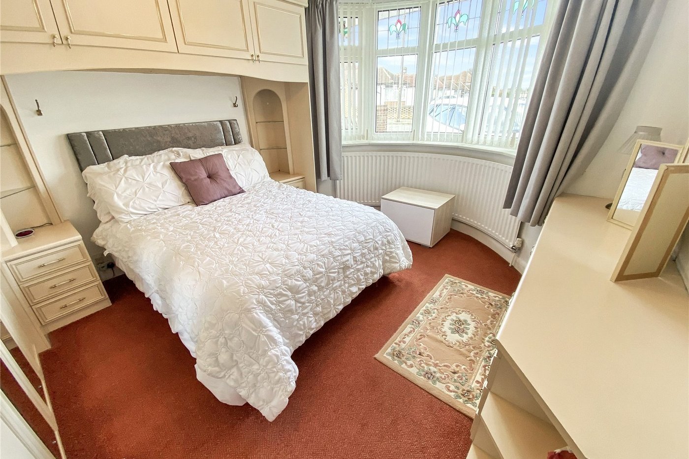 2 bedroom bungalow for sale in Sidcup | Robinson Jackson