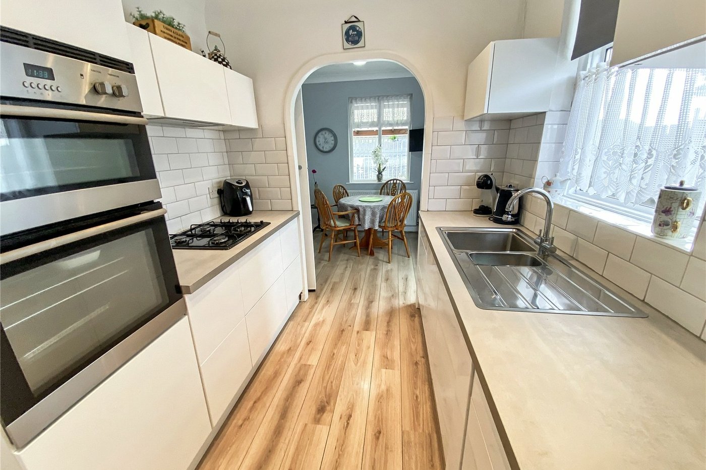 2 bedroom bungalow for sale in Sidcup | Robinson Jackson