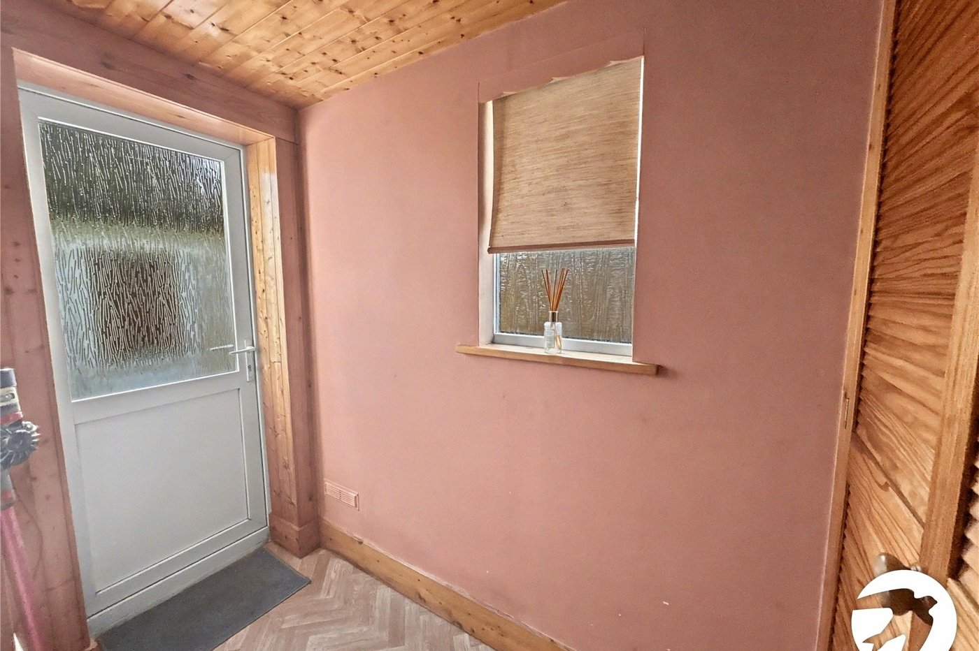 2 bedroom bungalow for sale in Sidcup | Robinson Jackson