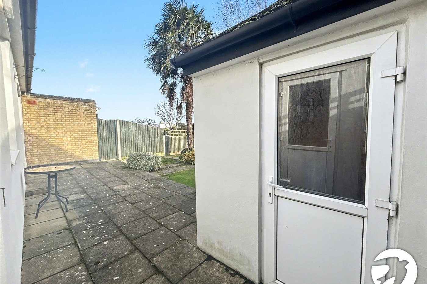 2 bedroom bungalow for sale in Sidcup | Robinson Jackson