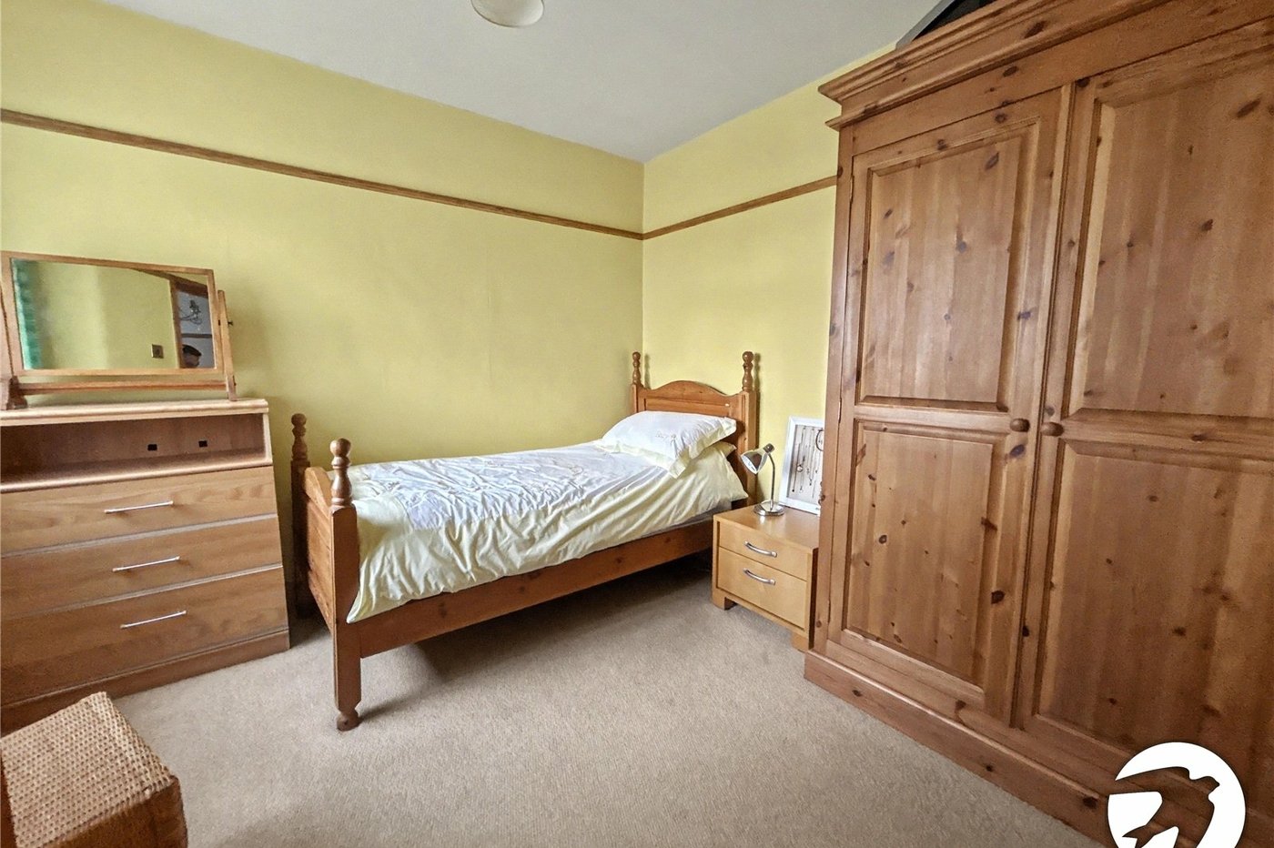 2 bedroom bungalow for sale in Sidcup | Robinson Jackson