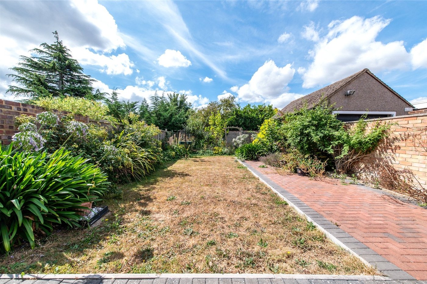 2 bedroom bungalow for sale in Gravesend | Robinson Michael & Jackson
