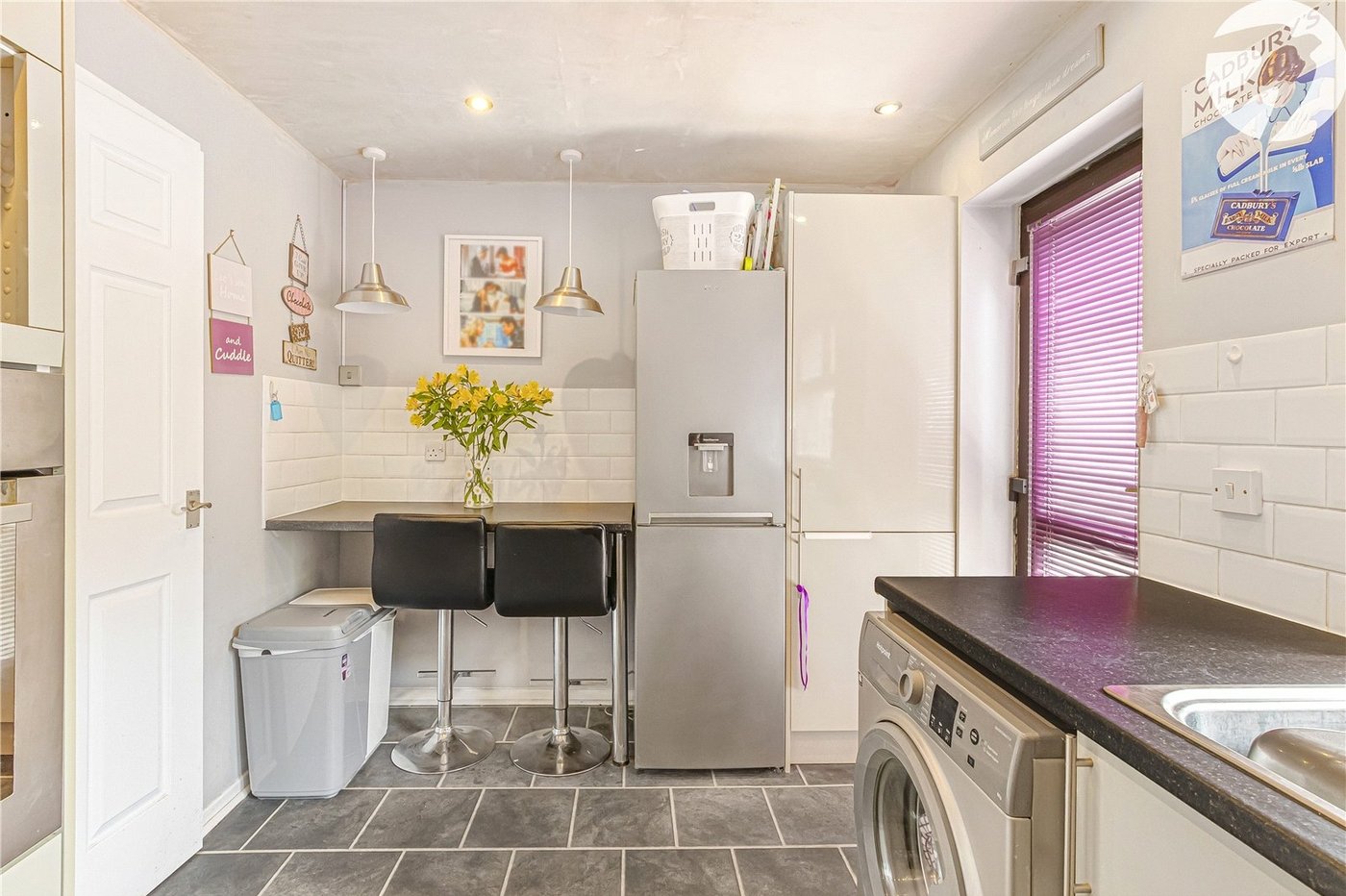 2 bedroom house for sale in London | Robinson Jackson