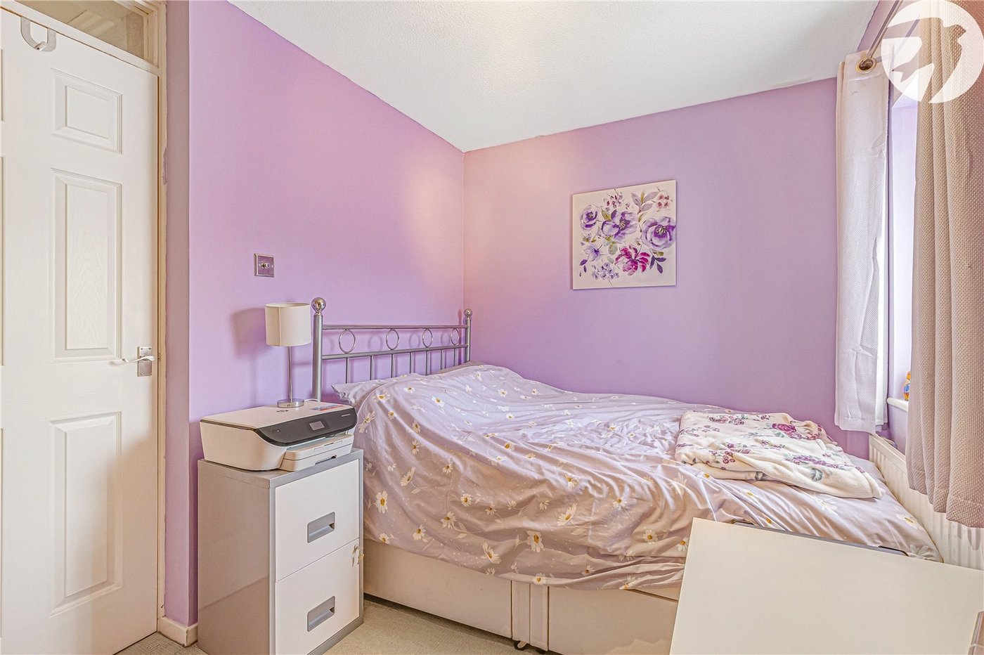 2 bedroom house for sale in London | Robinson Jackson