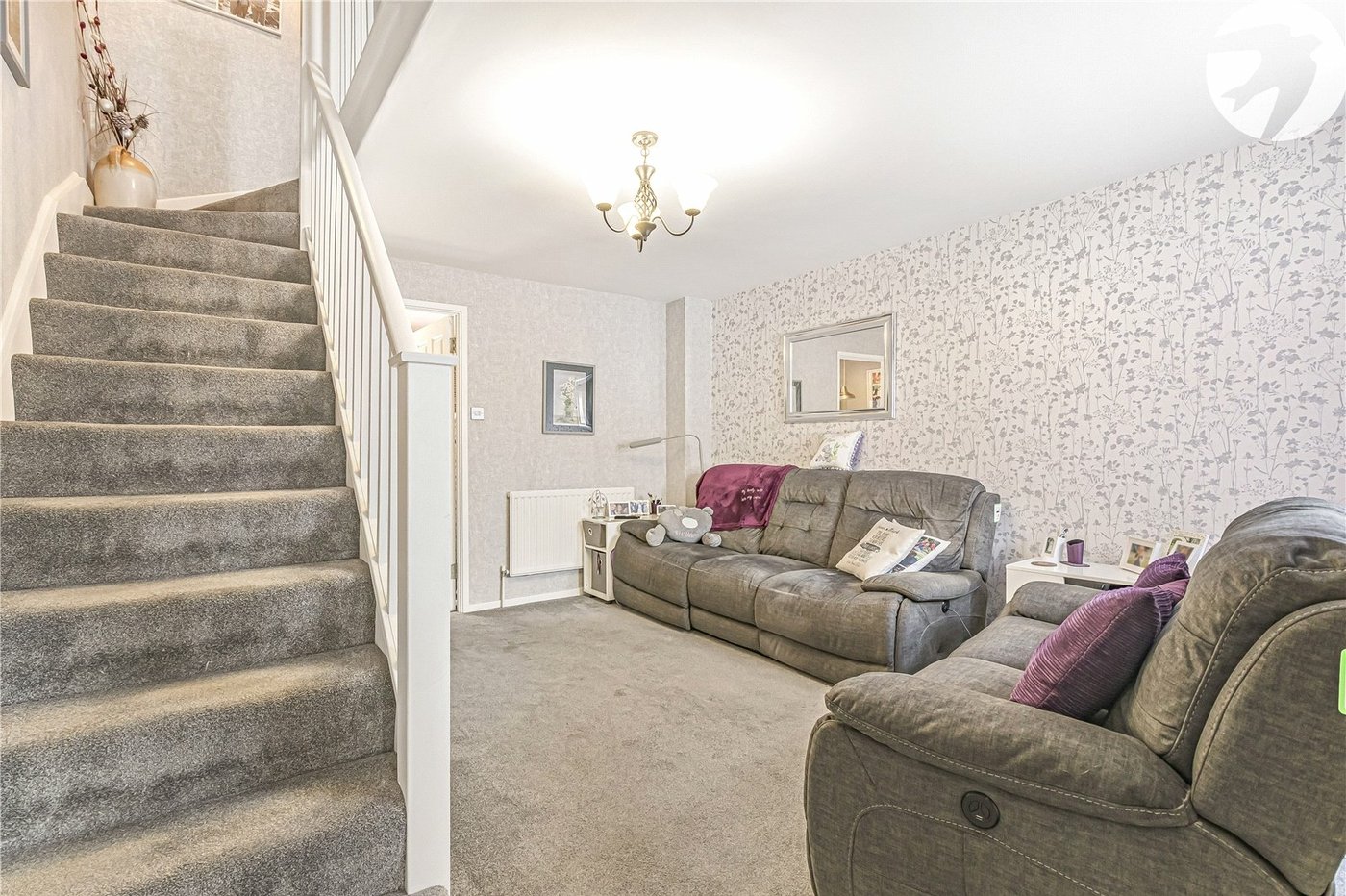 2 bedroom house for sale in London | Robinson Jackson