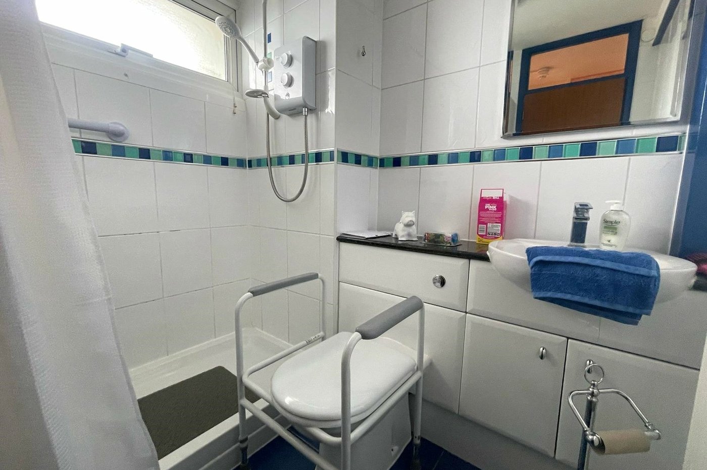 1 bedroom property for sale in Gravesend | Robinson Michael & Jackson