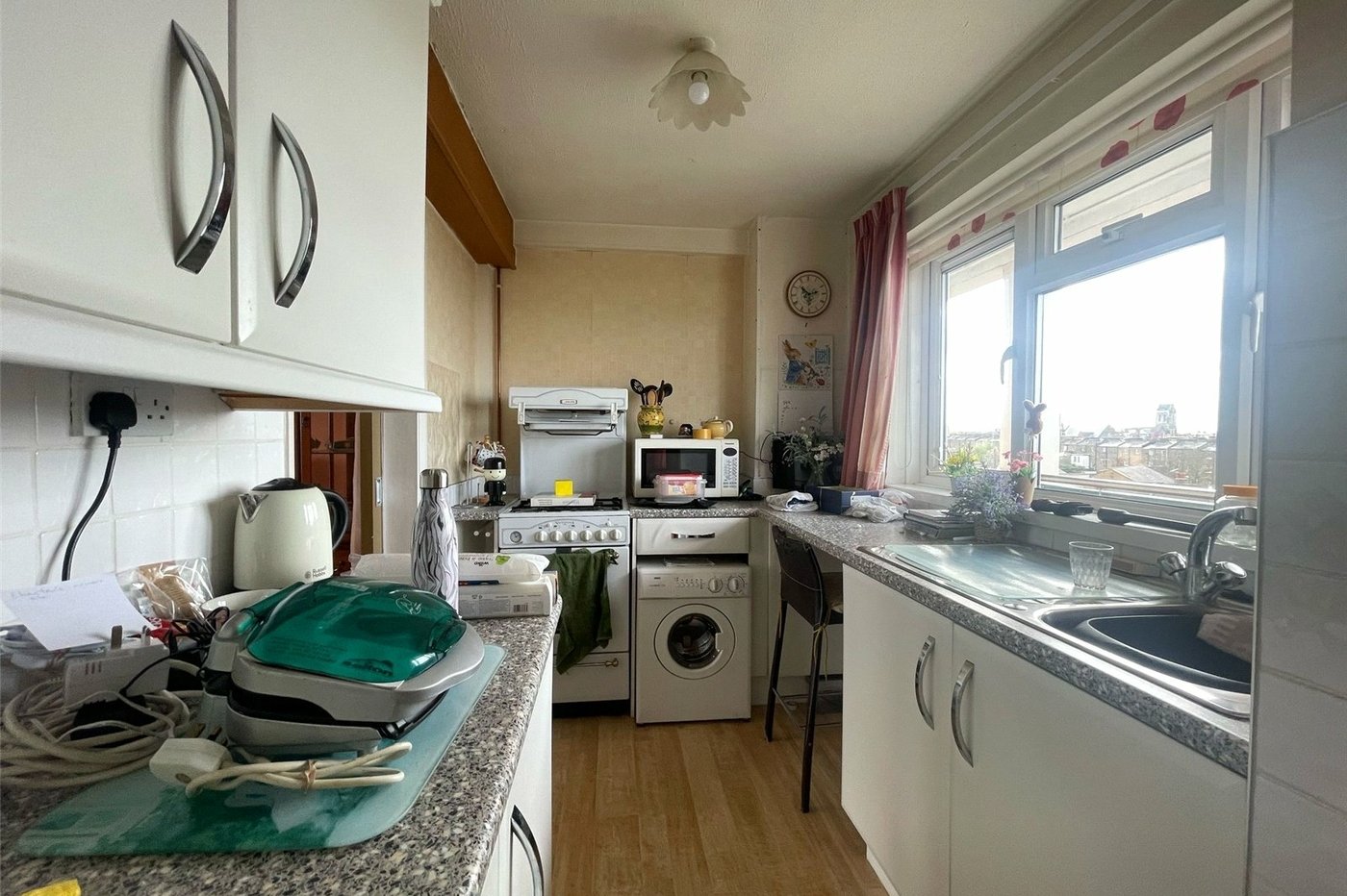 1 bedroom property for sale in Gravesend | Robinson Michael & Jackson