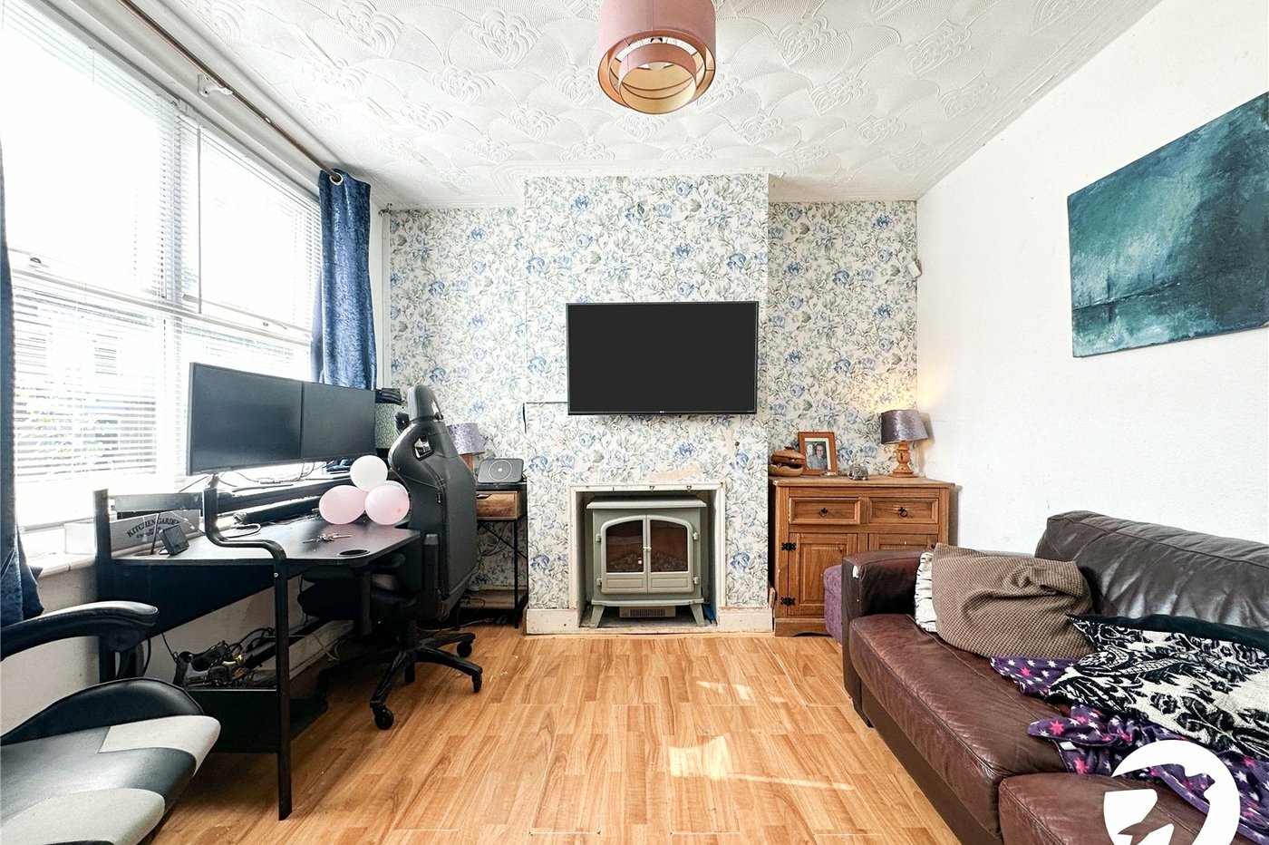 2 bedroom house for sale in Chatham | Robinson Michael & Jackson