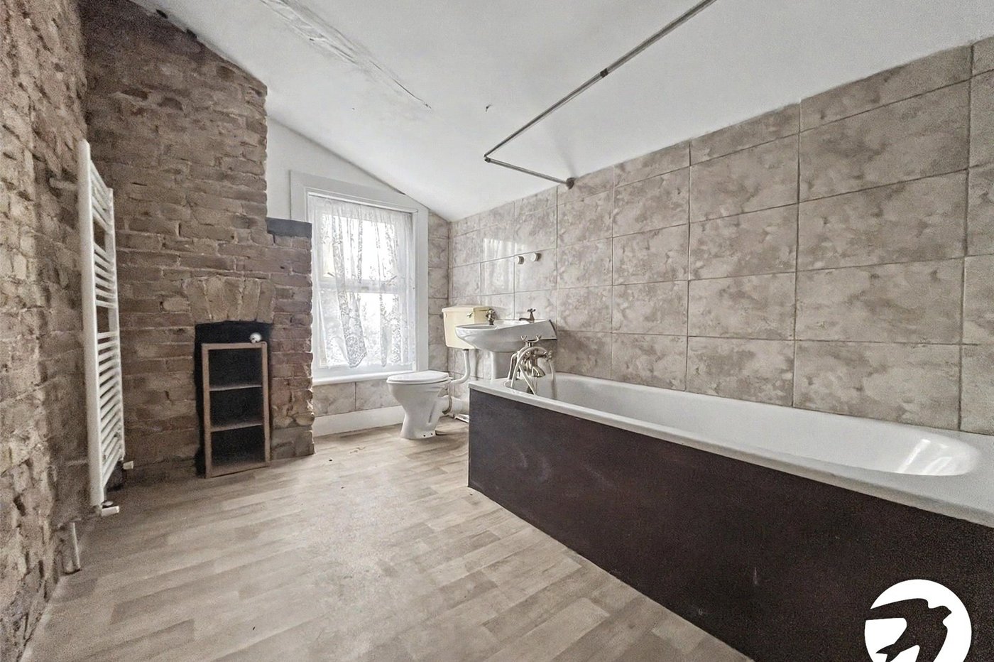 2 bedroom house for sale in Chatham | Robinson Michael & Jackson