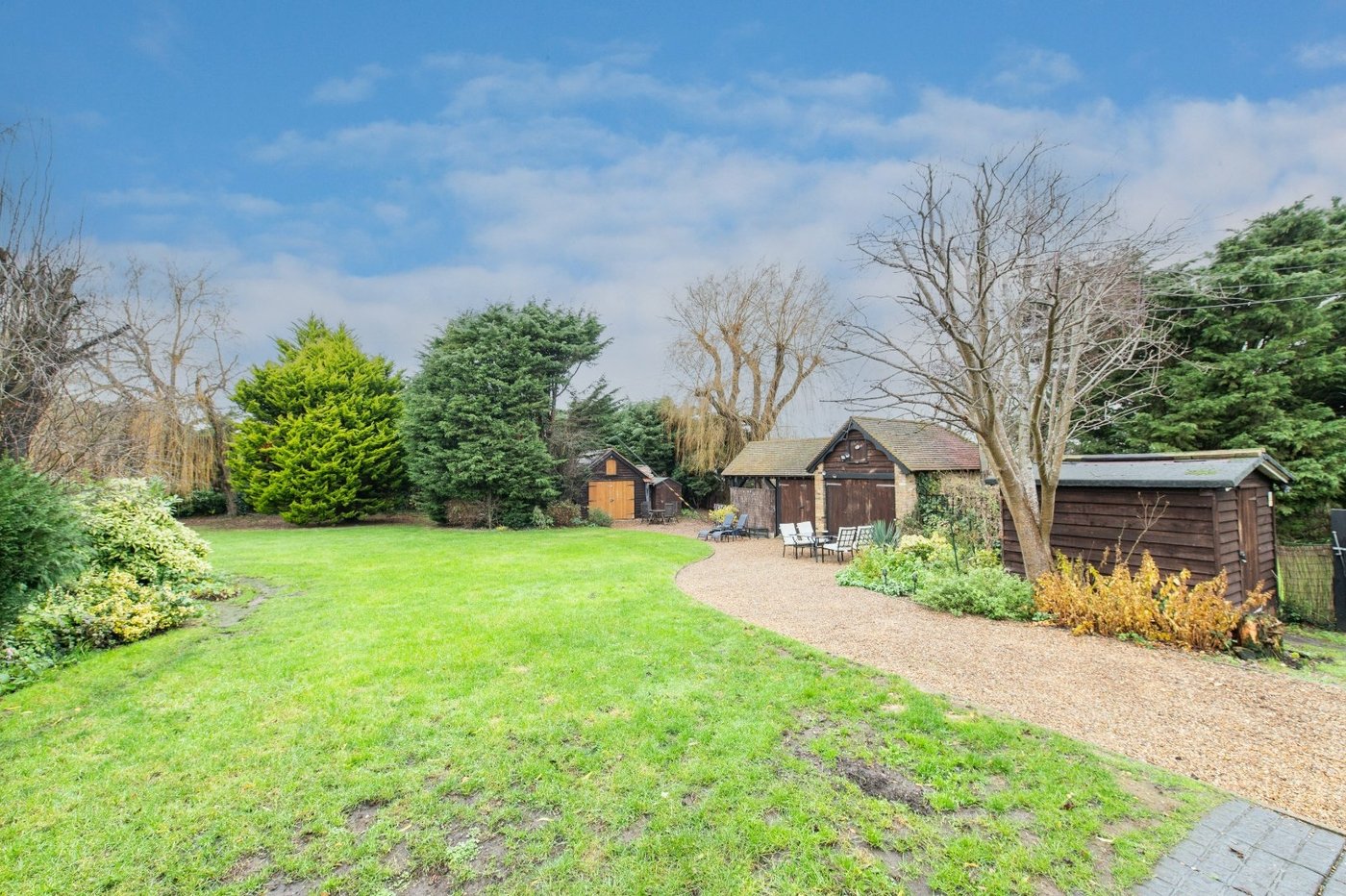 5 bedroom house for sale in Higham | Robinson Michael & Jackson