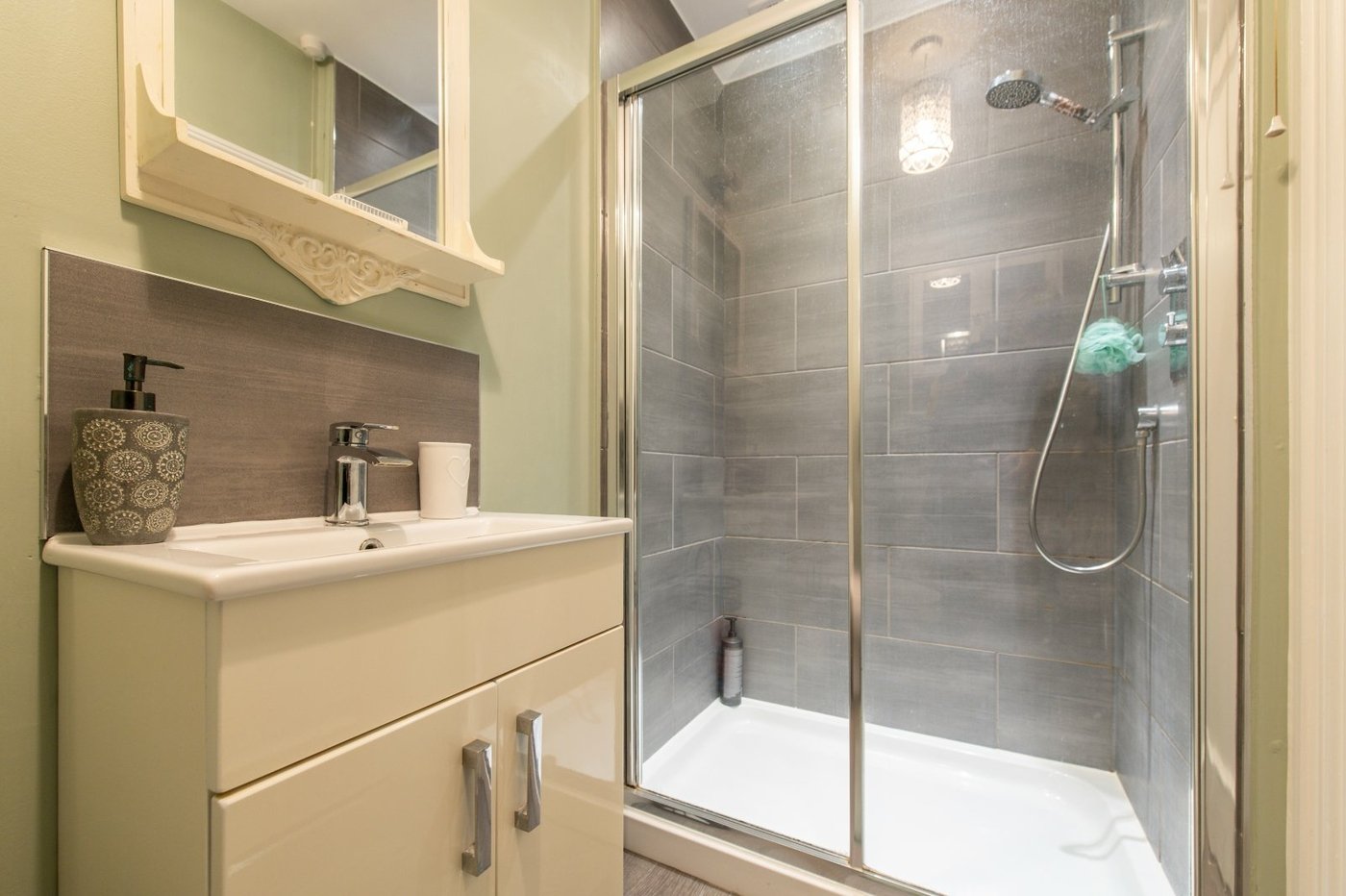 5 bedroom house for sale in Higham | Robinson Michael & Jackson