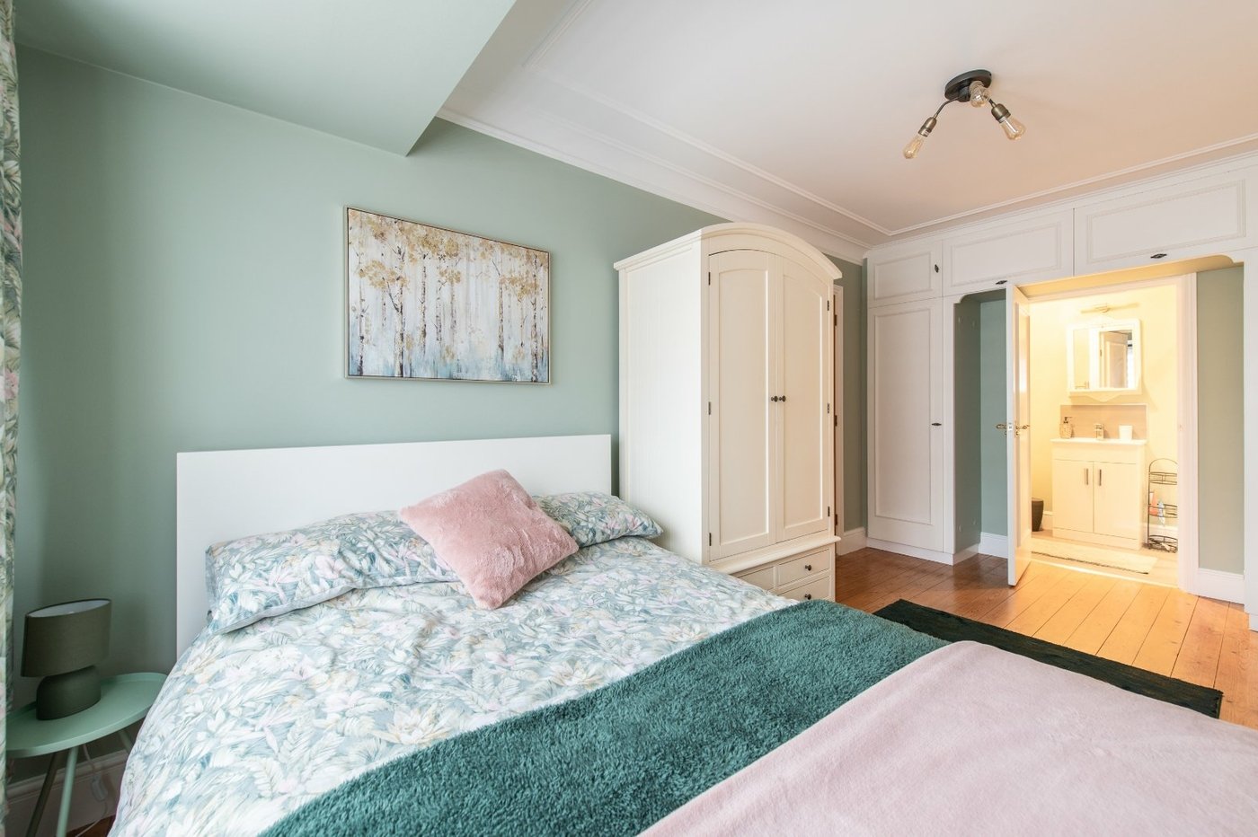 5 bedroom house for sale in Higham | Robinson Michael & Jackson