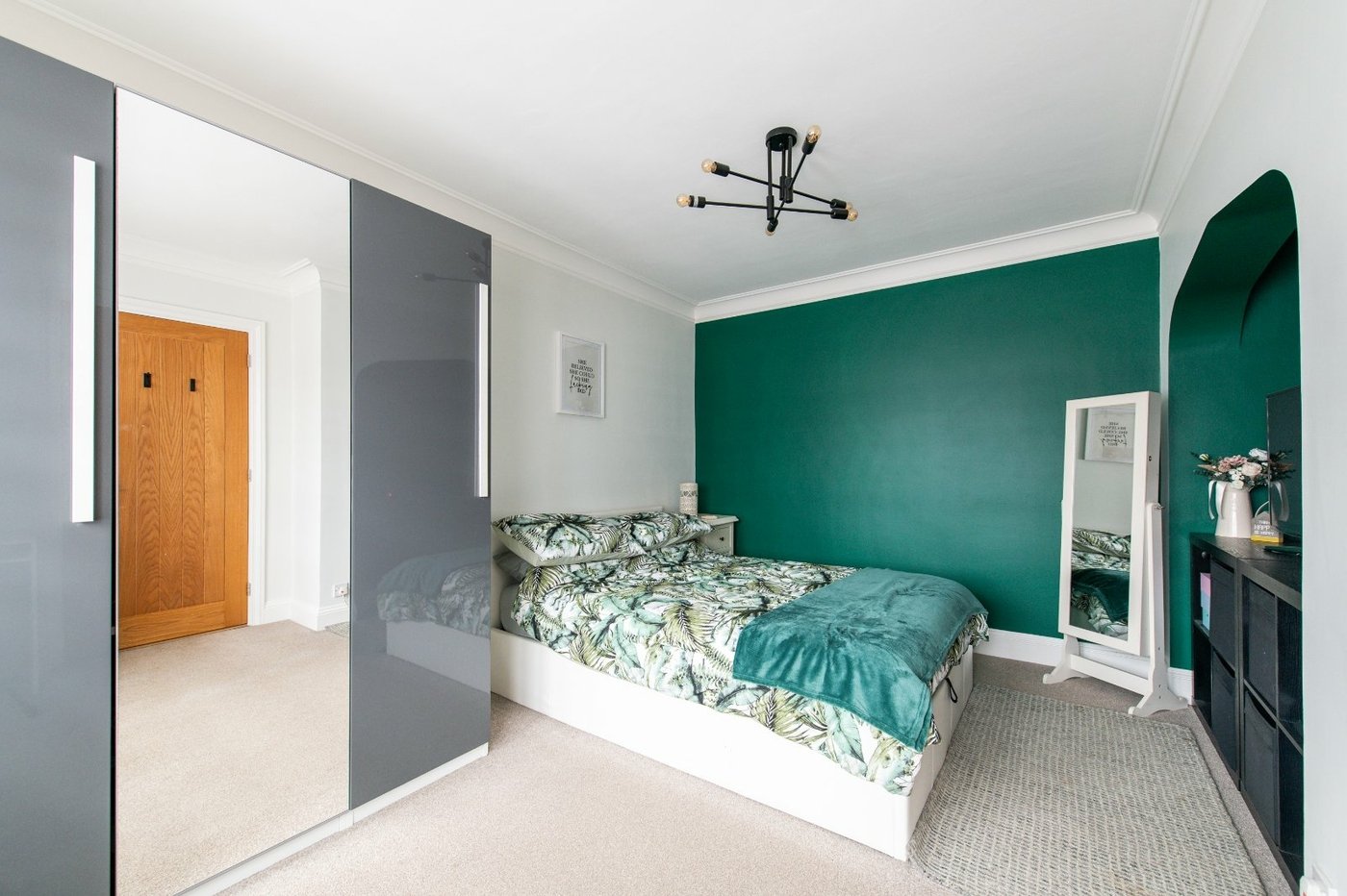 5 bedroom house for sale in Higham | Robinson Michael & Jackson