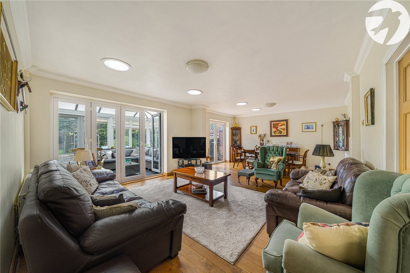 5 bedroom property for sale in Dartford | Robinson Jackson