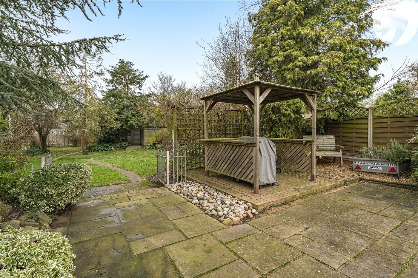 5 bedroom property for sale in Dartford | Robinson Jackson