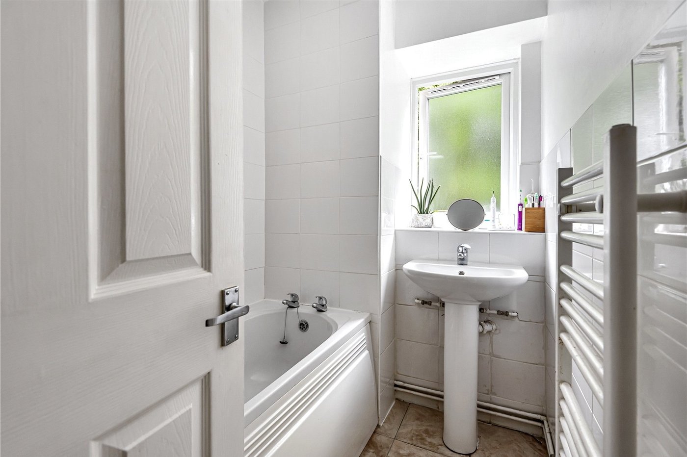 2 bedroom property for sale in Sydenham Avenue | Robinson Jackson