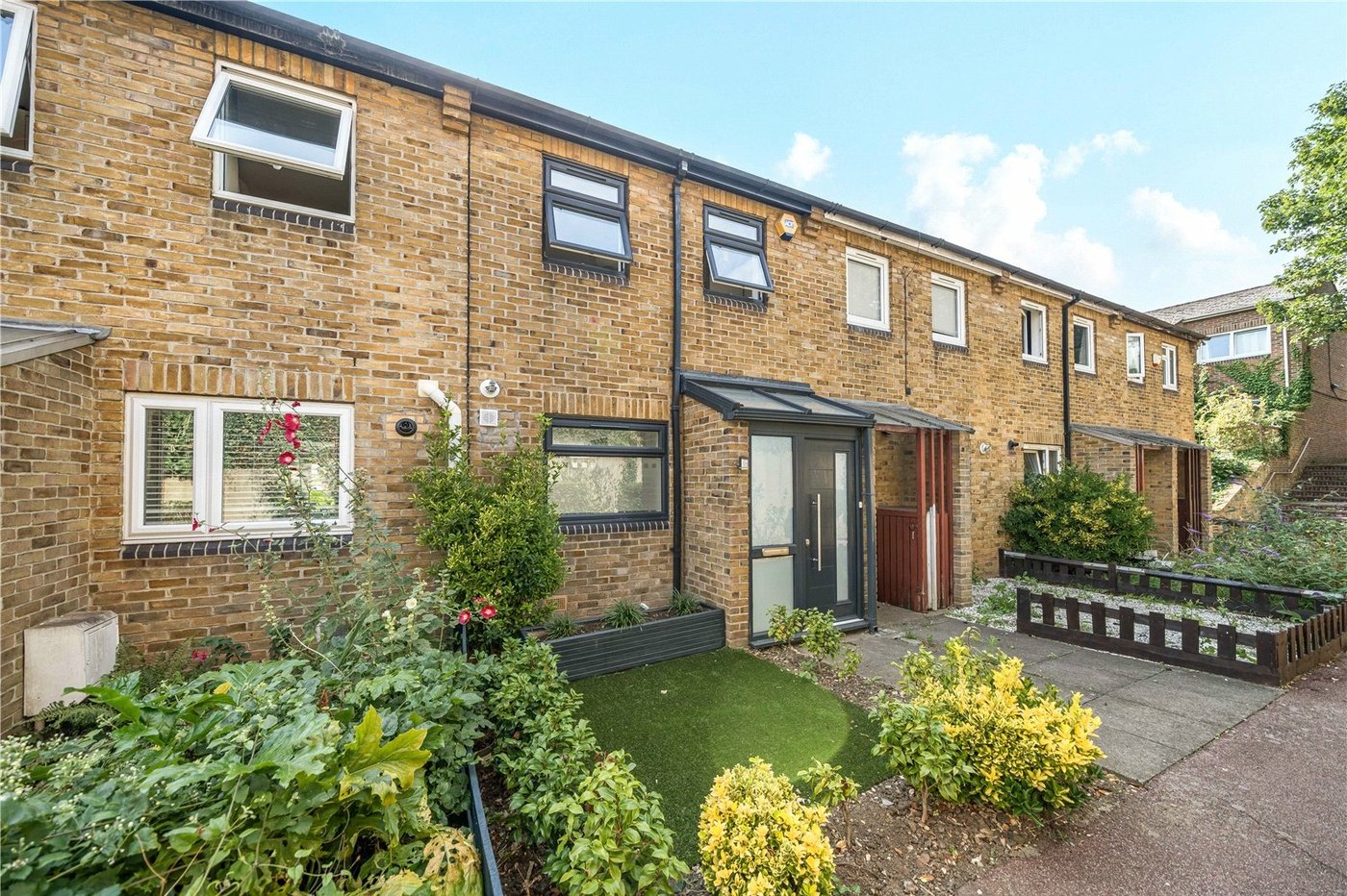 2 bedroom house for sale in  | Robinson Jackson