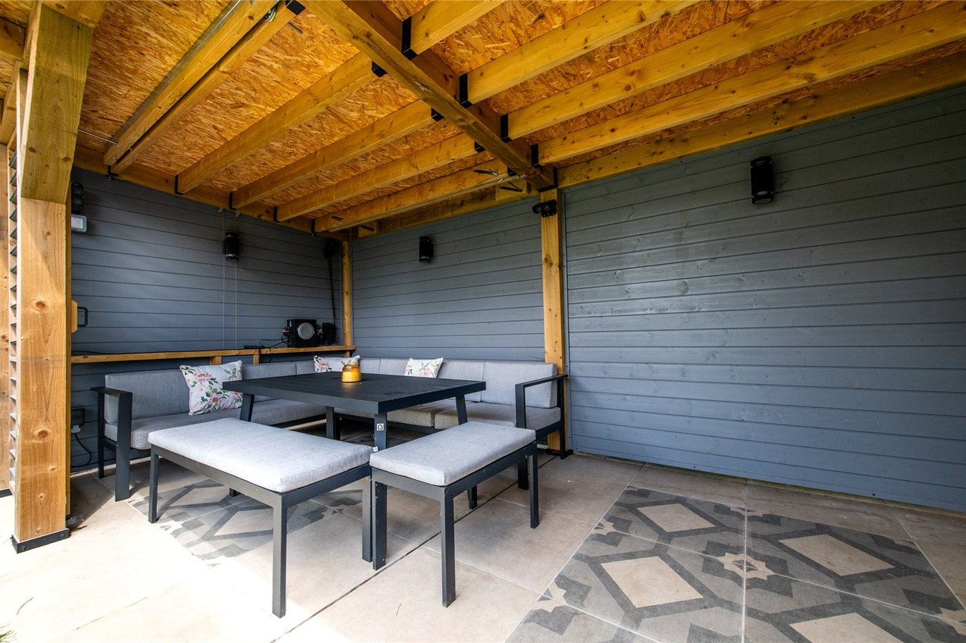 2 bedroom house for sale in Hartlip | Robinson Michael & Jackson