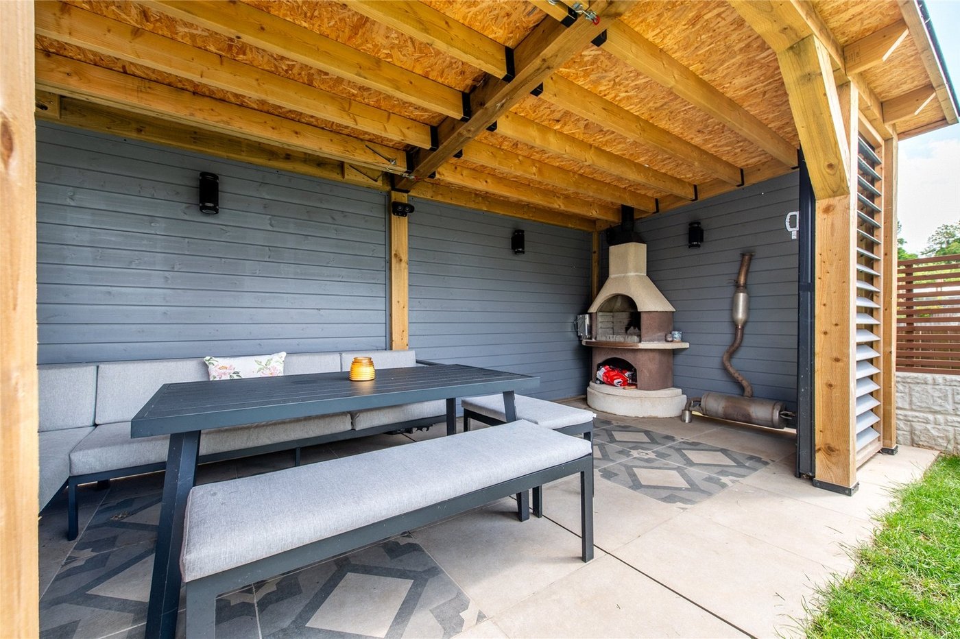 2 bedroom house for sale in Hartlip | Robinson Michael & Jackson