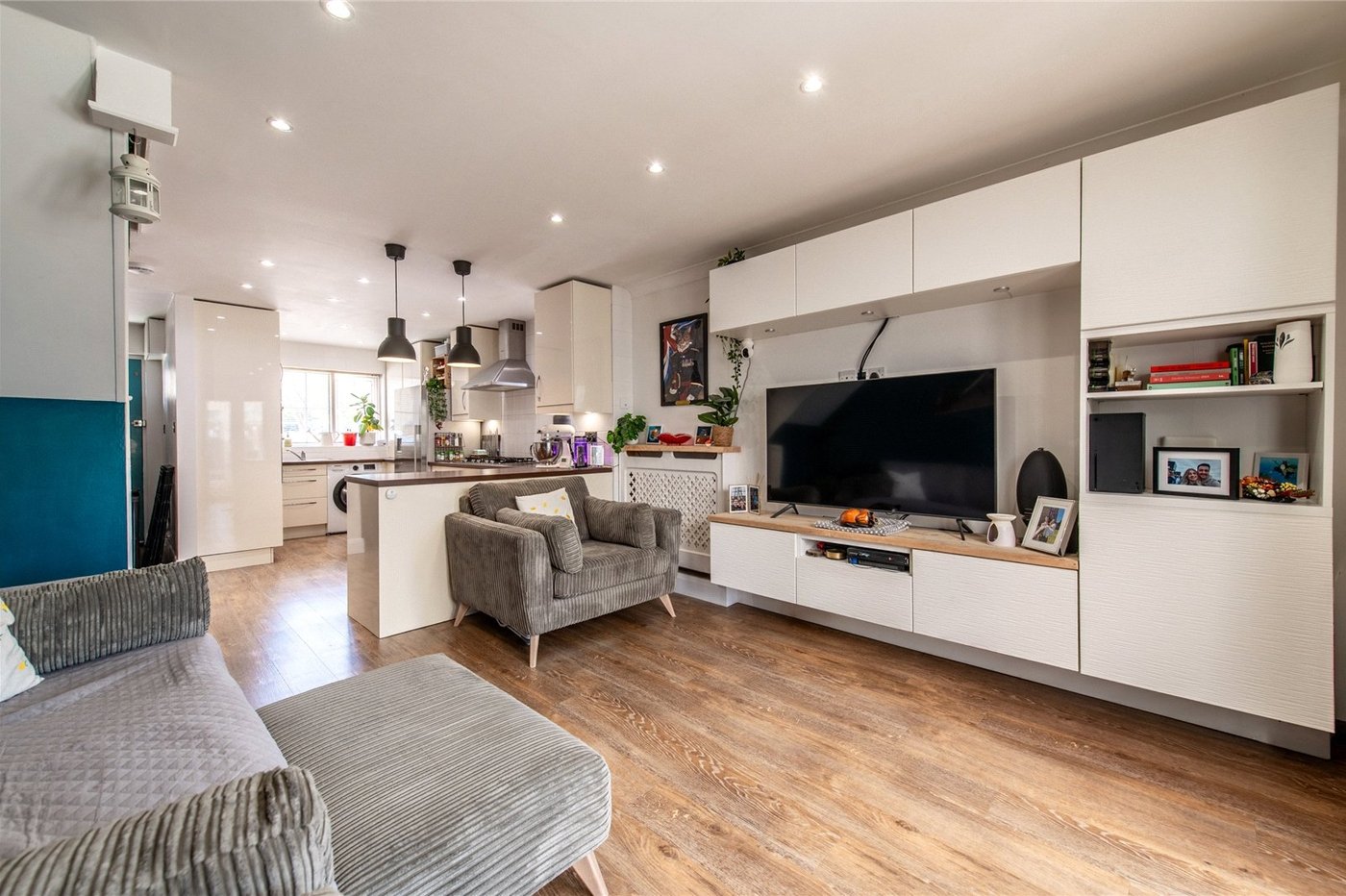 2 bedroom house for sale in Hartlip | Robinson Michael & Jackson