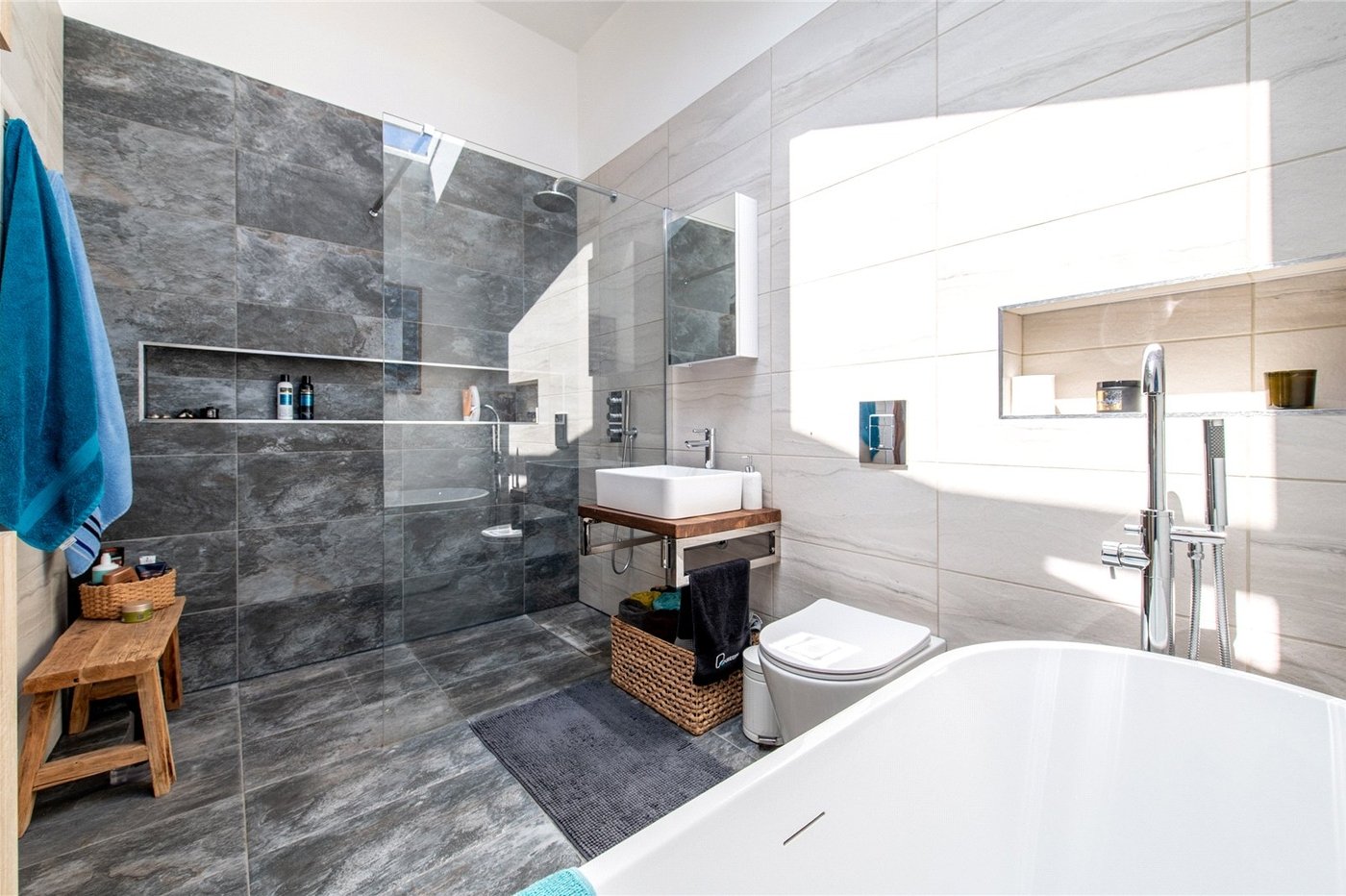 3 bedroom bungalow for sale in Gillingham | Robinson Michael & Jackson