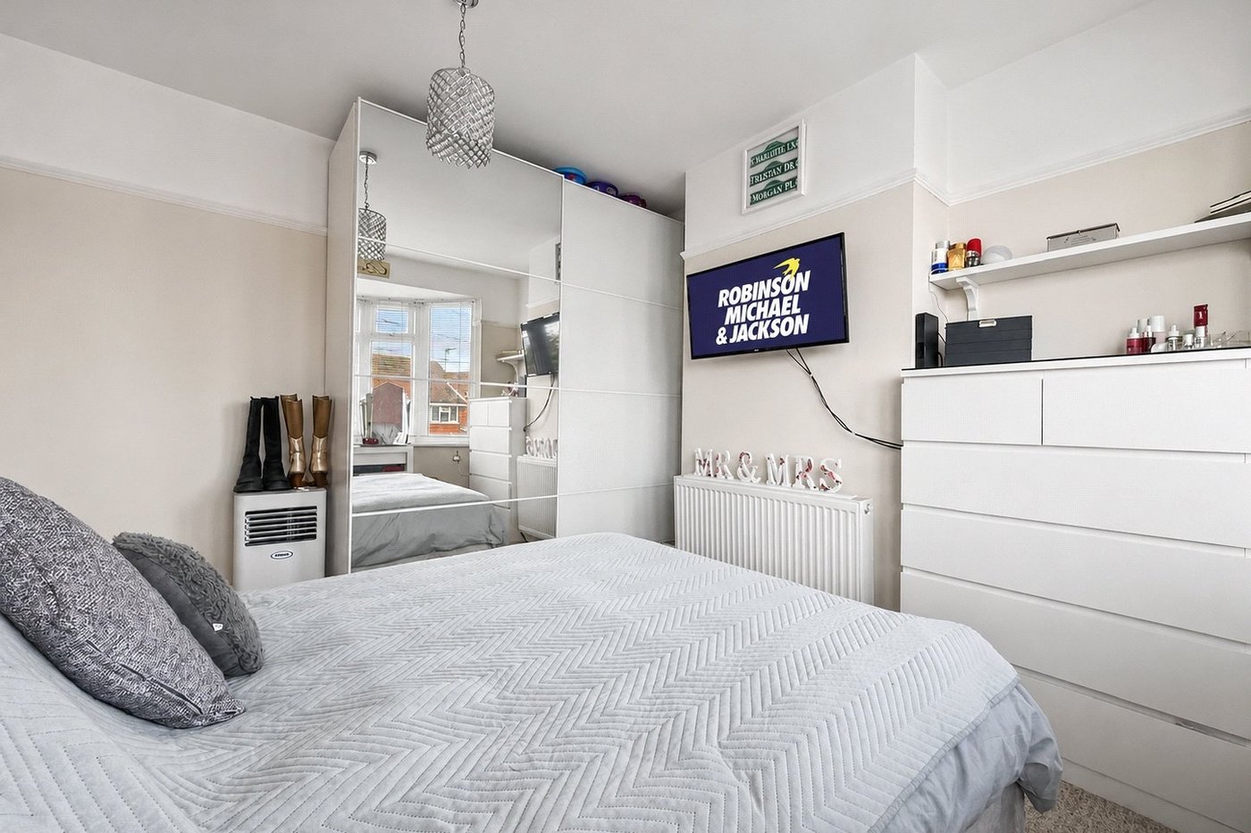 3 bedroom house for sale in Gillingham | Robinson Michael & Jackson