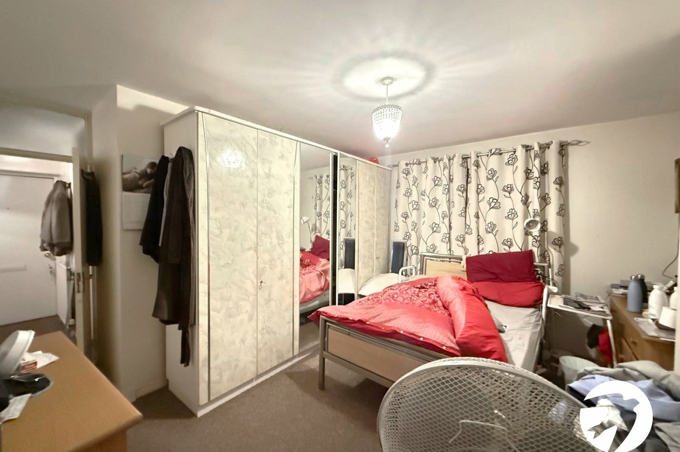 2 bedroom property for sale in London | Robinson Jackson