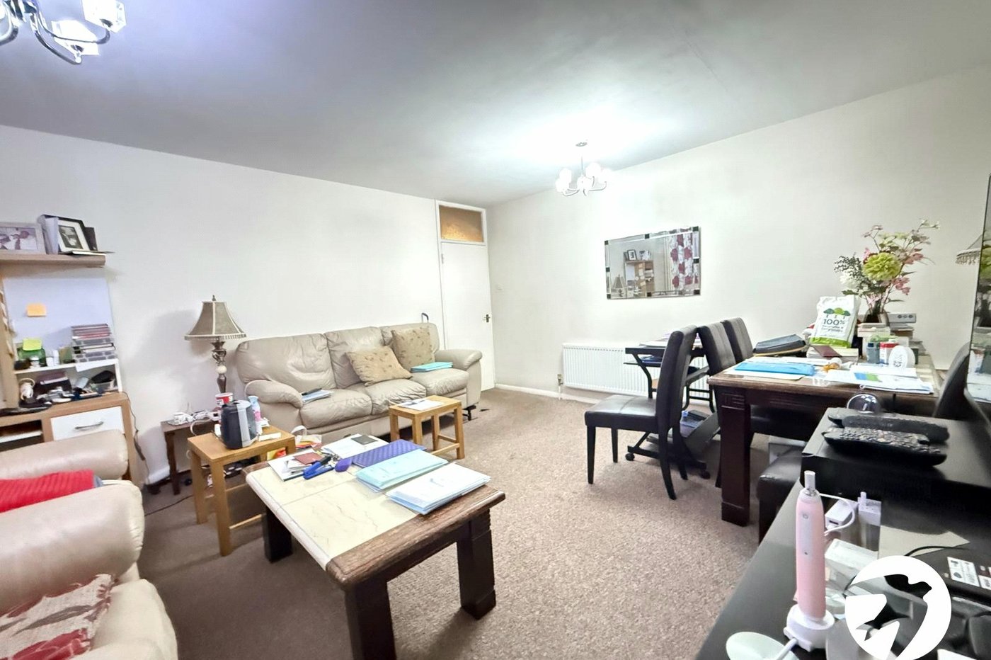 2 bedroom property for sale in London | Robinson Jackson