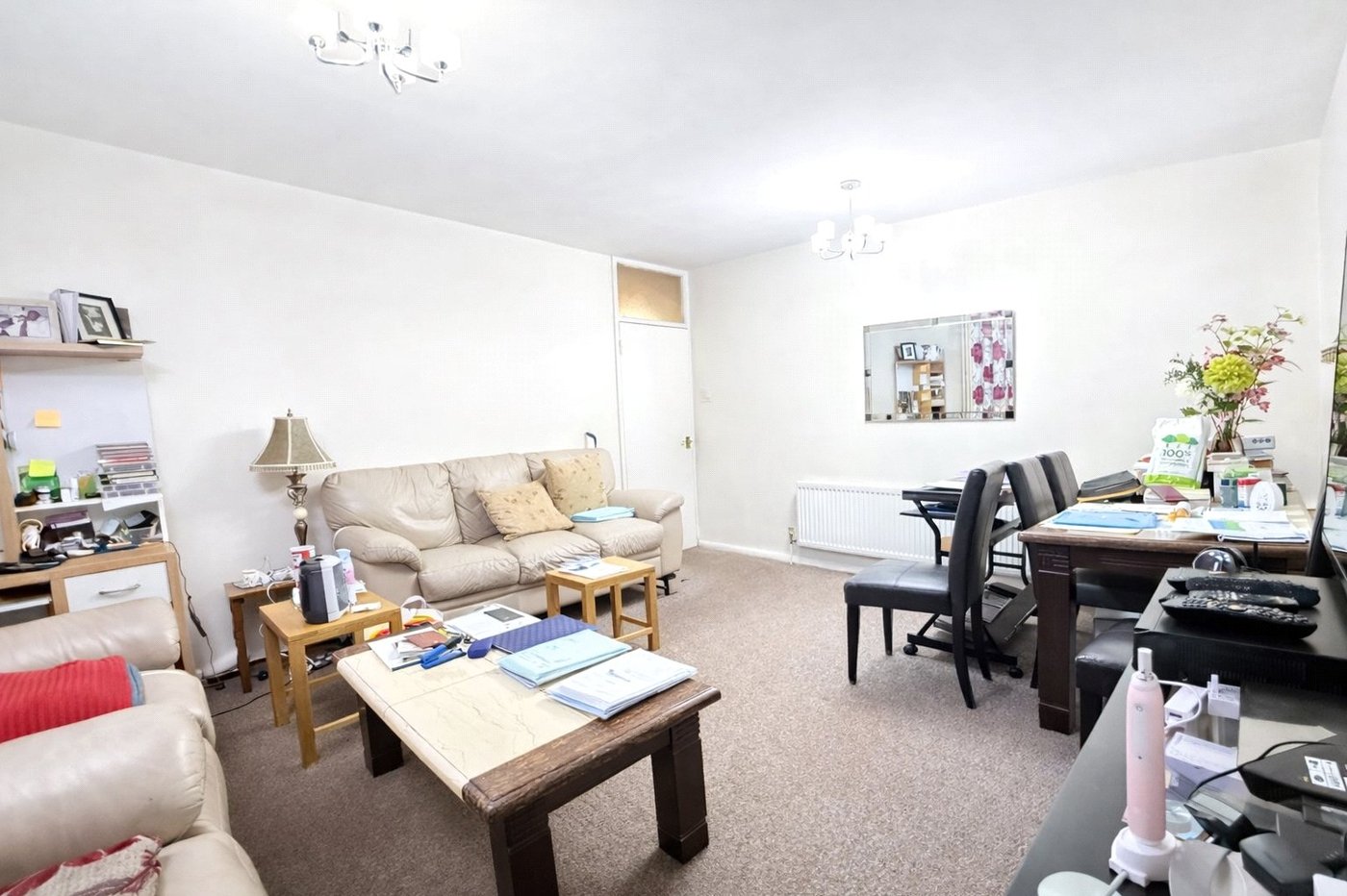 2 bedroom property for sale in London | Robinson Jackson