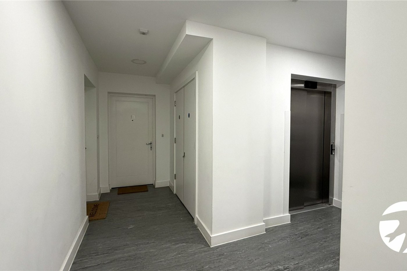 1 bedroom property for sale in London | Robinson Jackson