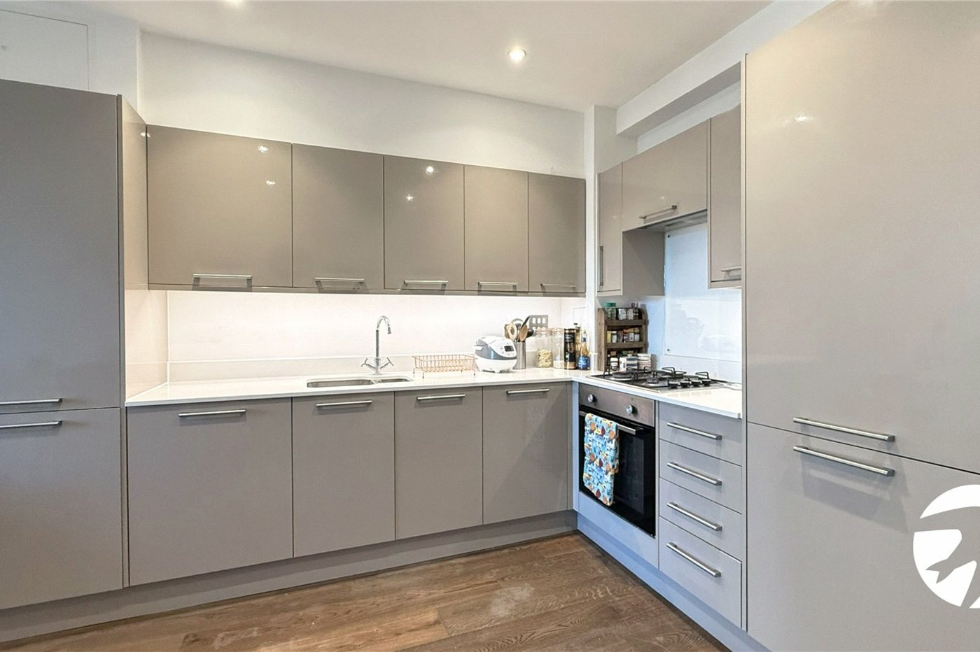 1 bedroom property for sale in London | Robinson Jackson