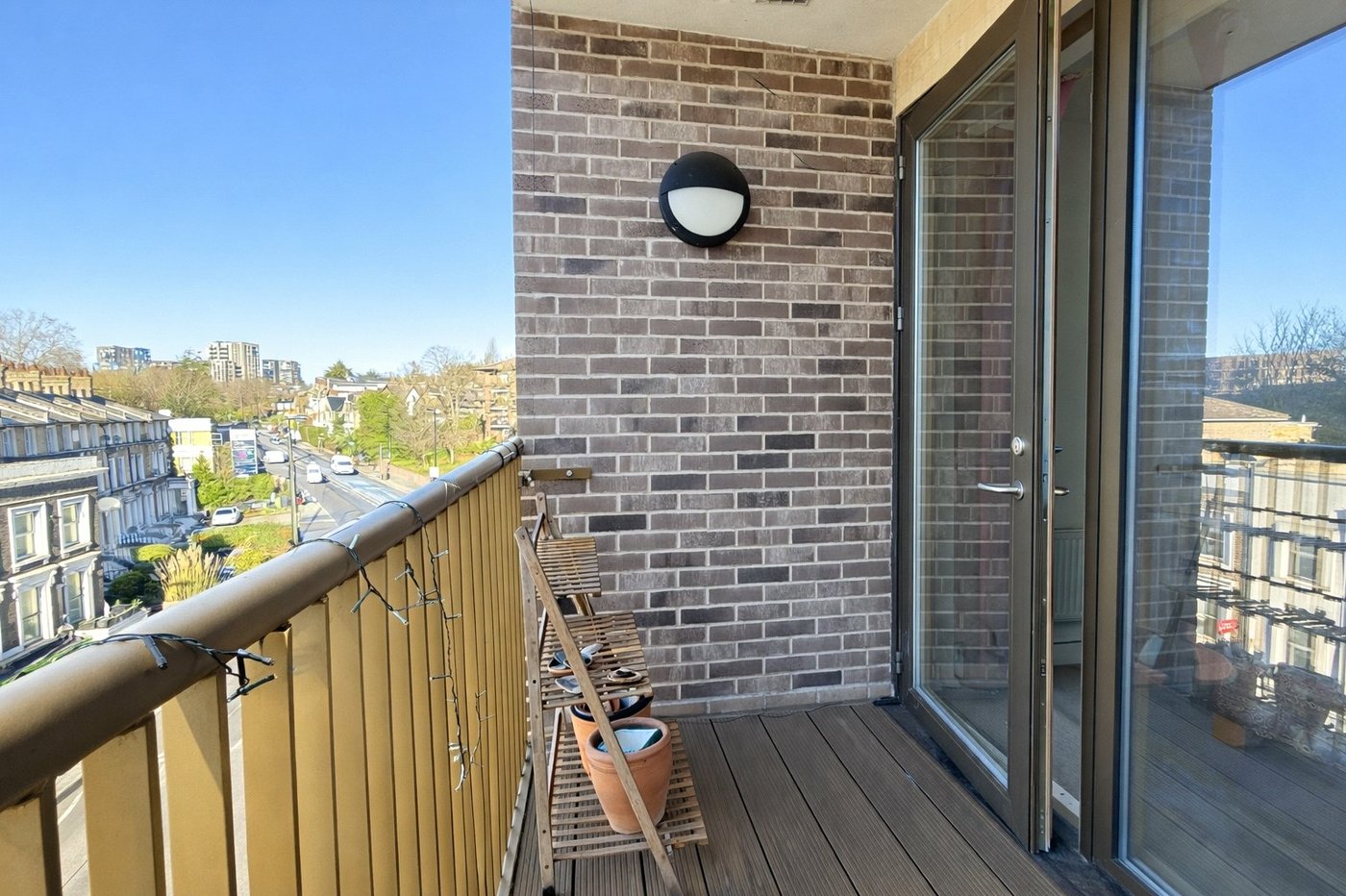 1 bedroom property for sale in London | Robinson Jackson