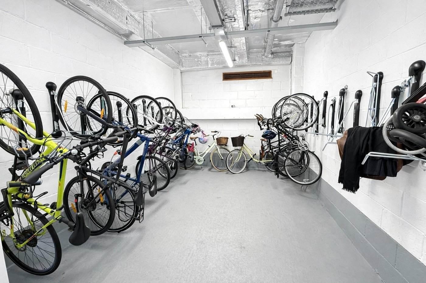 1 bedroom property for sale in London | Robinson Jackson