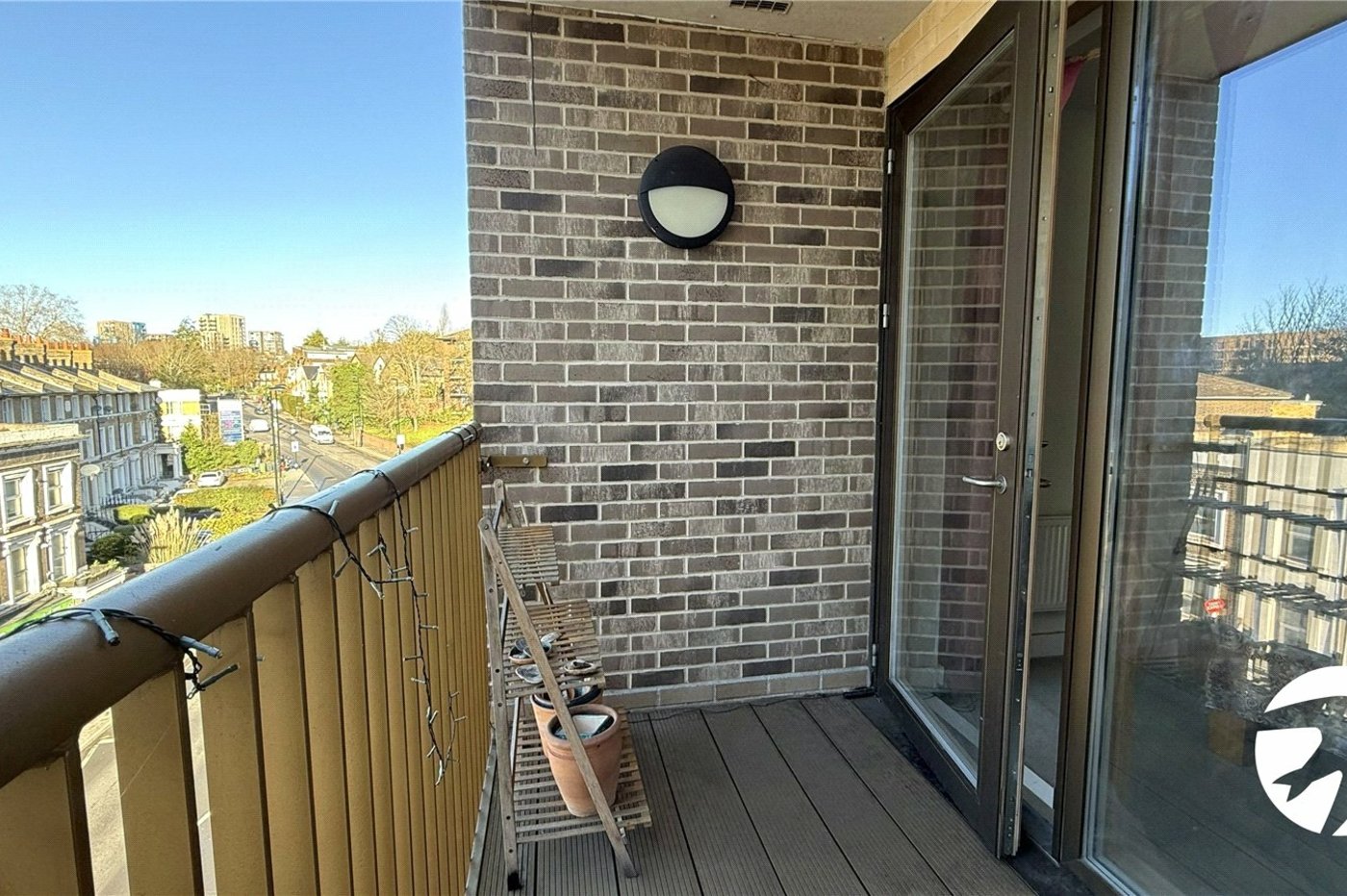 1 bedroom property for sale in London | Robinson Jackson