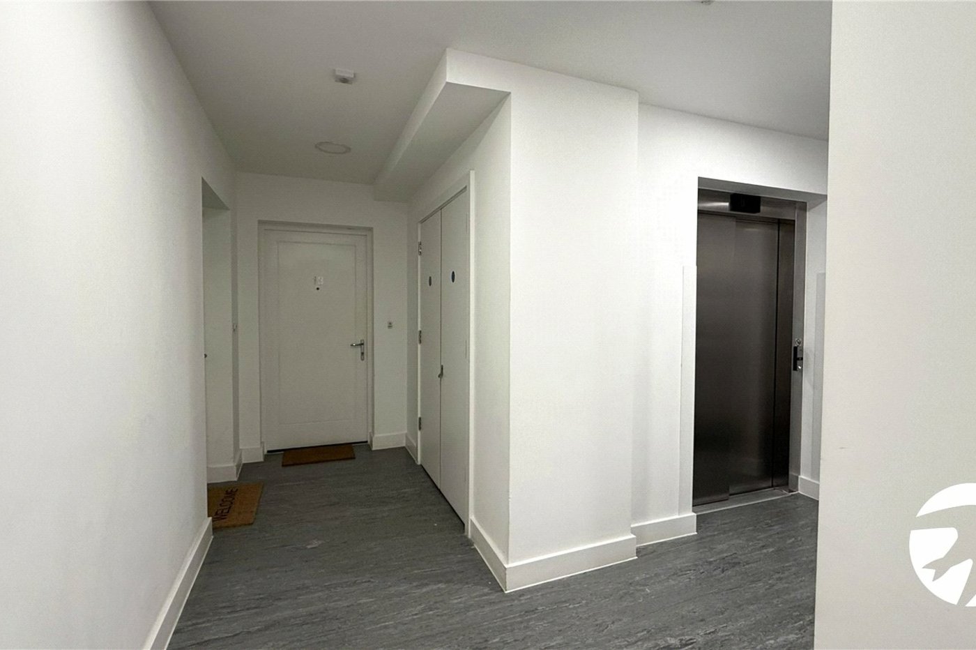 1 bedroom property for sale in London | Robinson Jackson