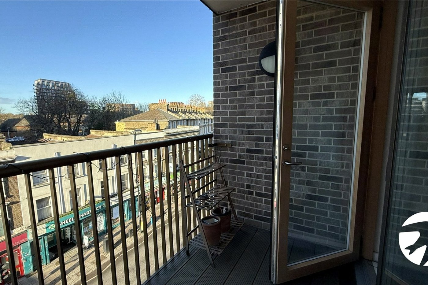 1 bedroom property for sale in London | Robinson Jackson