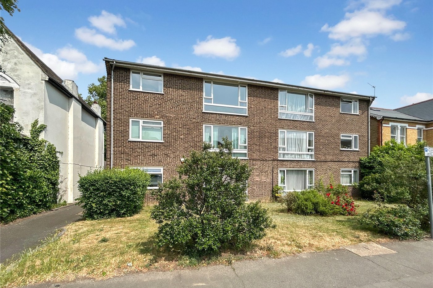 2 bedroom property for sale in Sidcup | Robinson Jackson