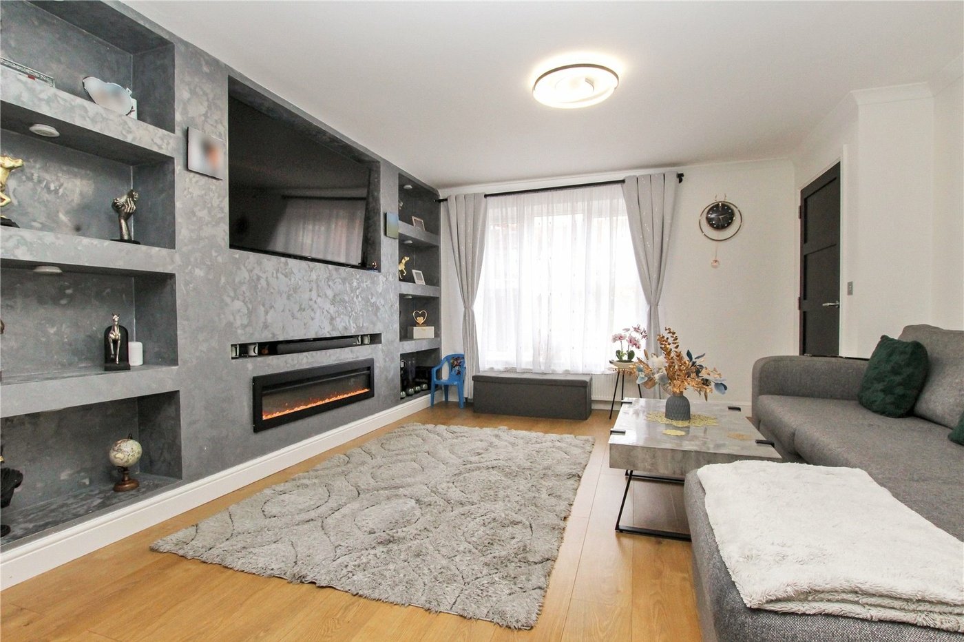 4 bedroom house for sale in Thamesmead | Robinson Jackson