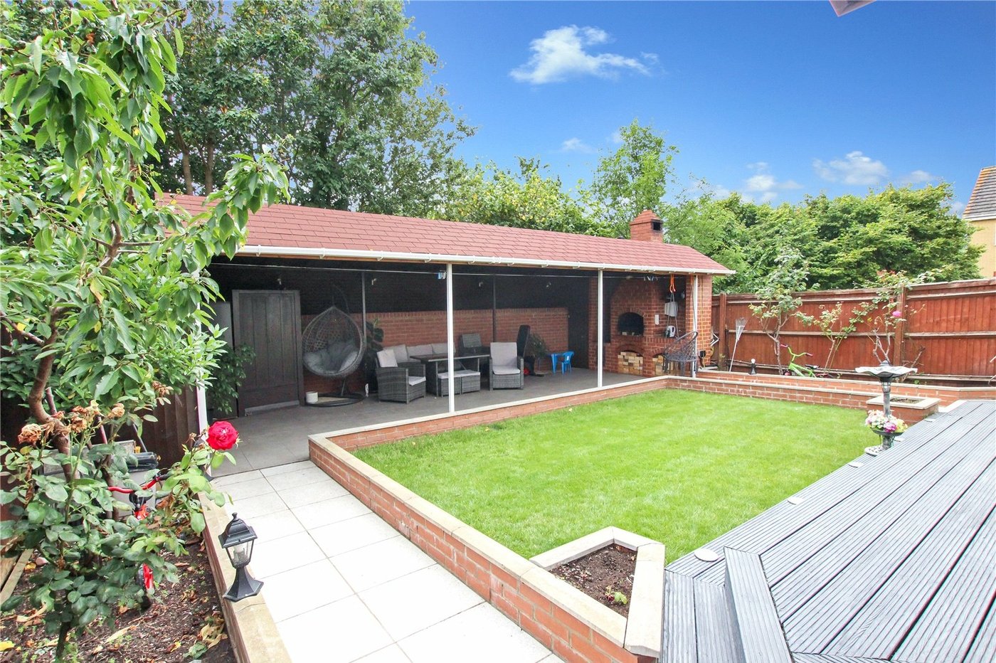4 bedroom house for sale in Thamesmead | Robinson Jackson