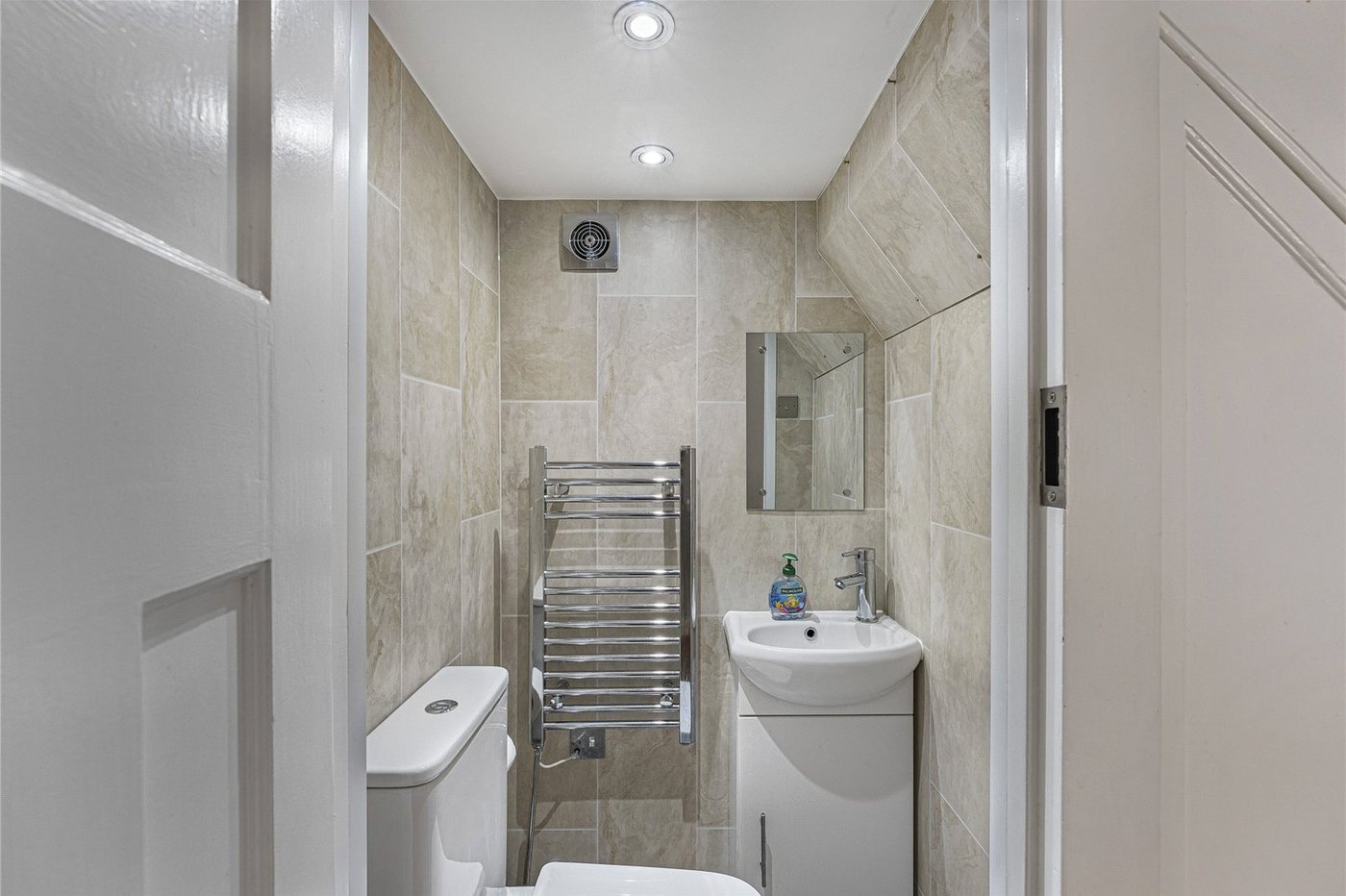 3 bedroom house for sale in Rochester | Robinson Michael & Jackson