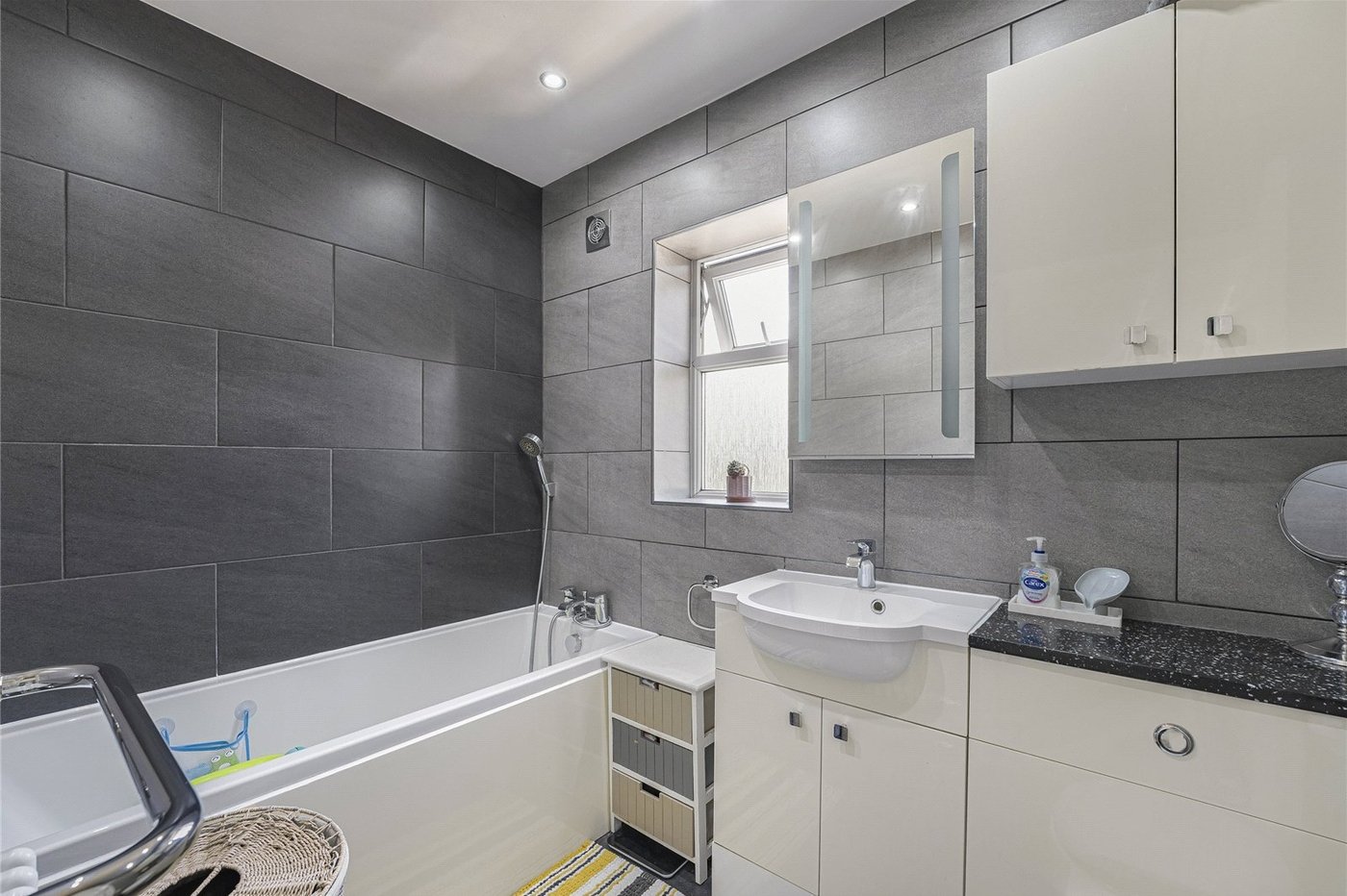 3 bedroom house for sale in Rochester | Robinson Michael & Jackson