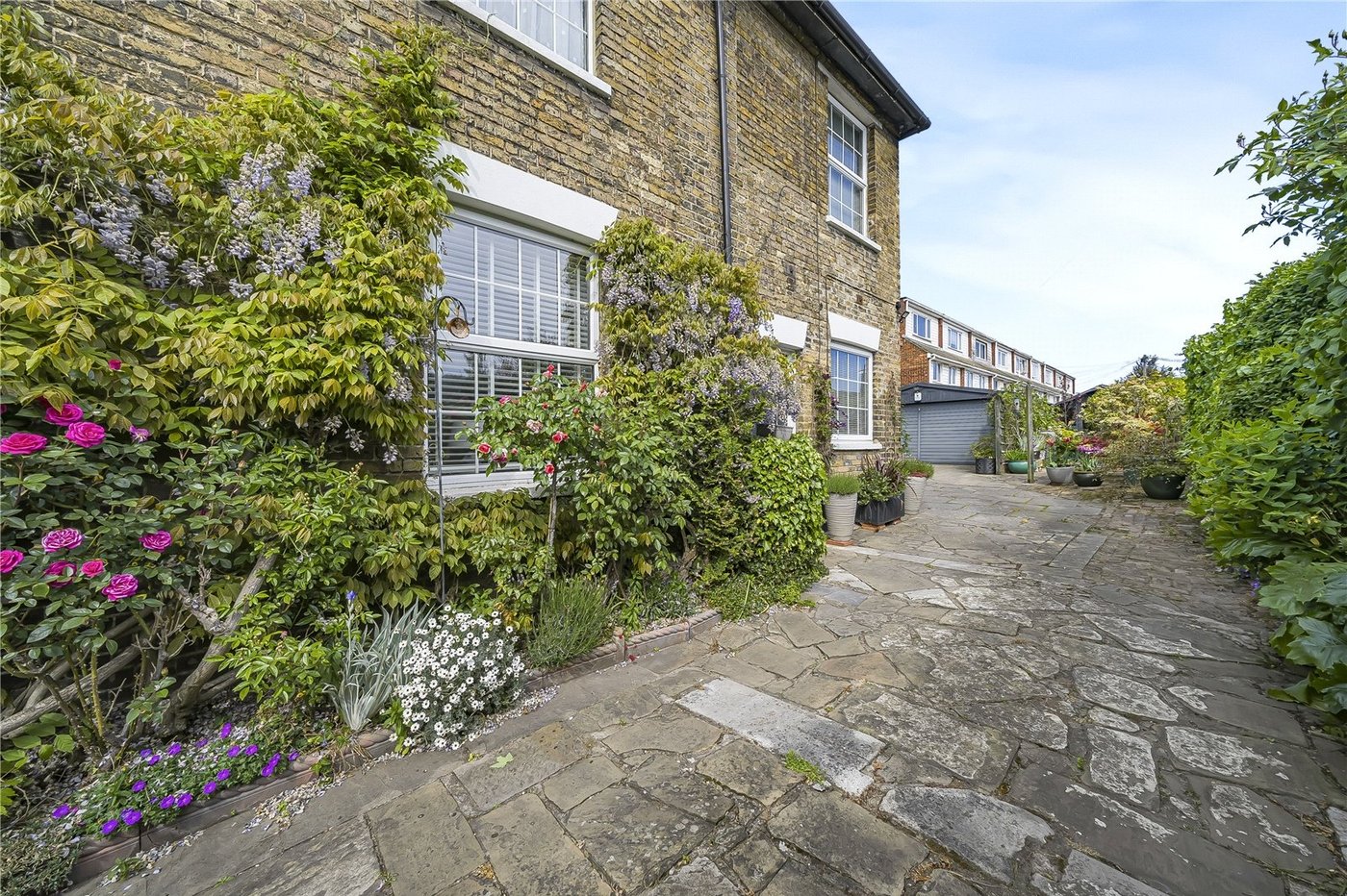 6 bedroom house for sale in Dartford | Robinson Jackson