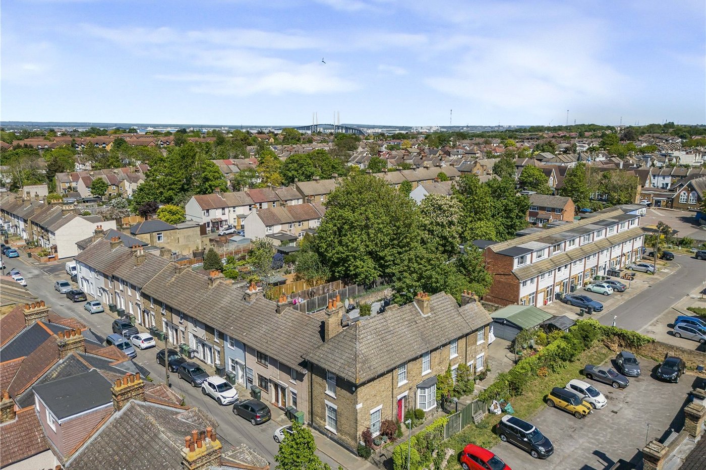 6 bedroom house for sale in Dartford | Robinson Jackson